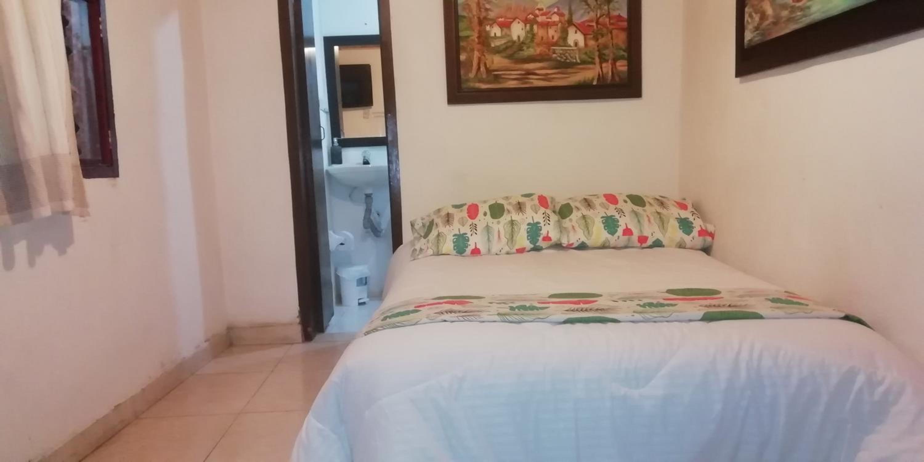 Triple Room with Private Bathroom photo 3
