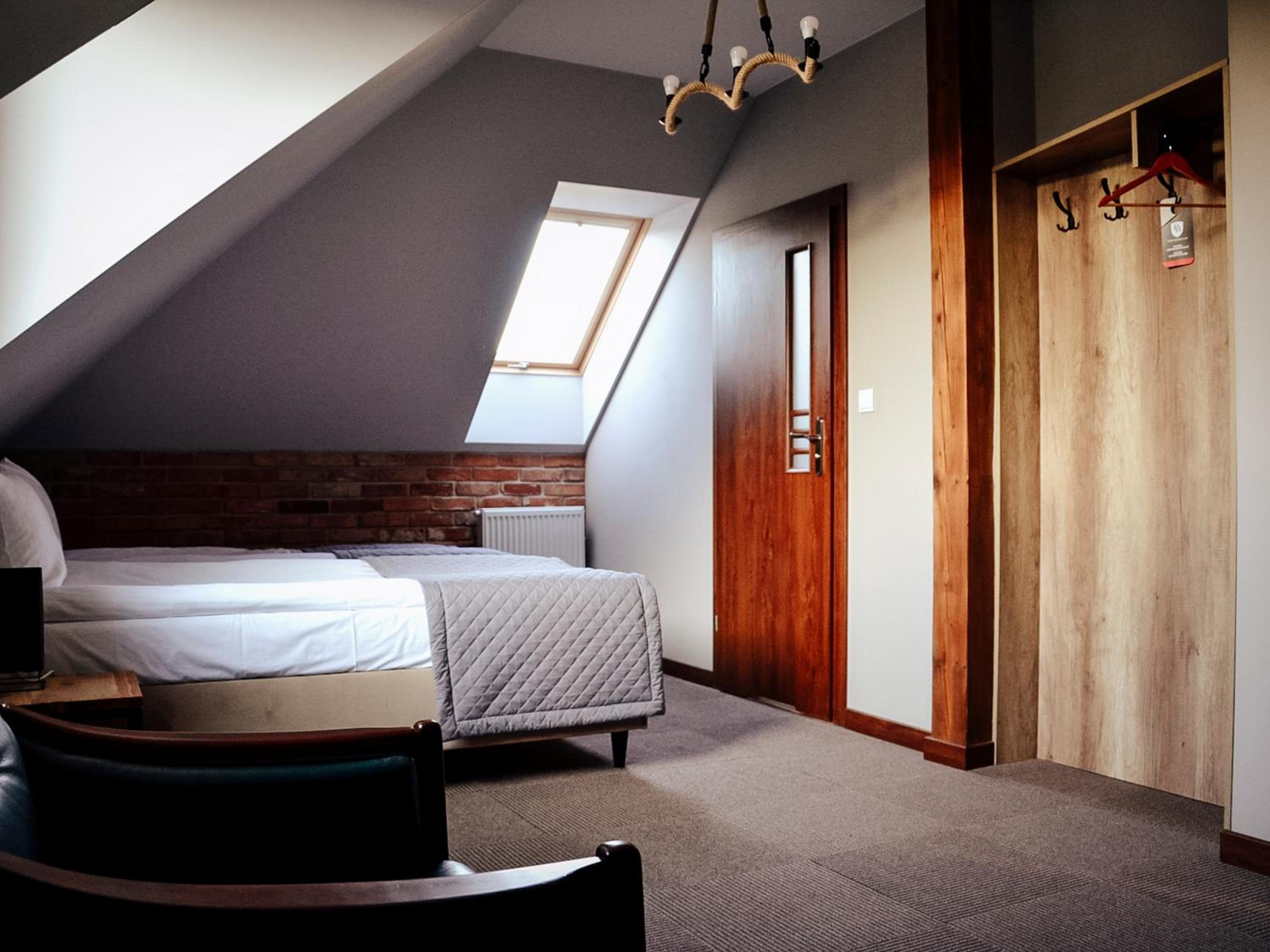 Double Room - Photo 2