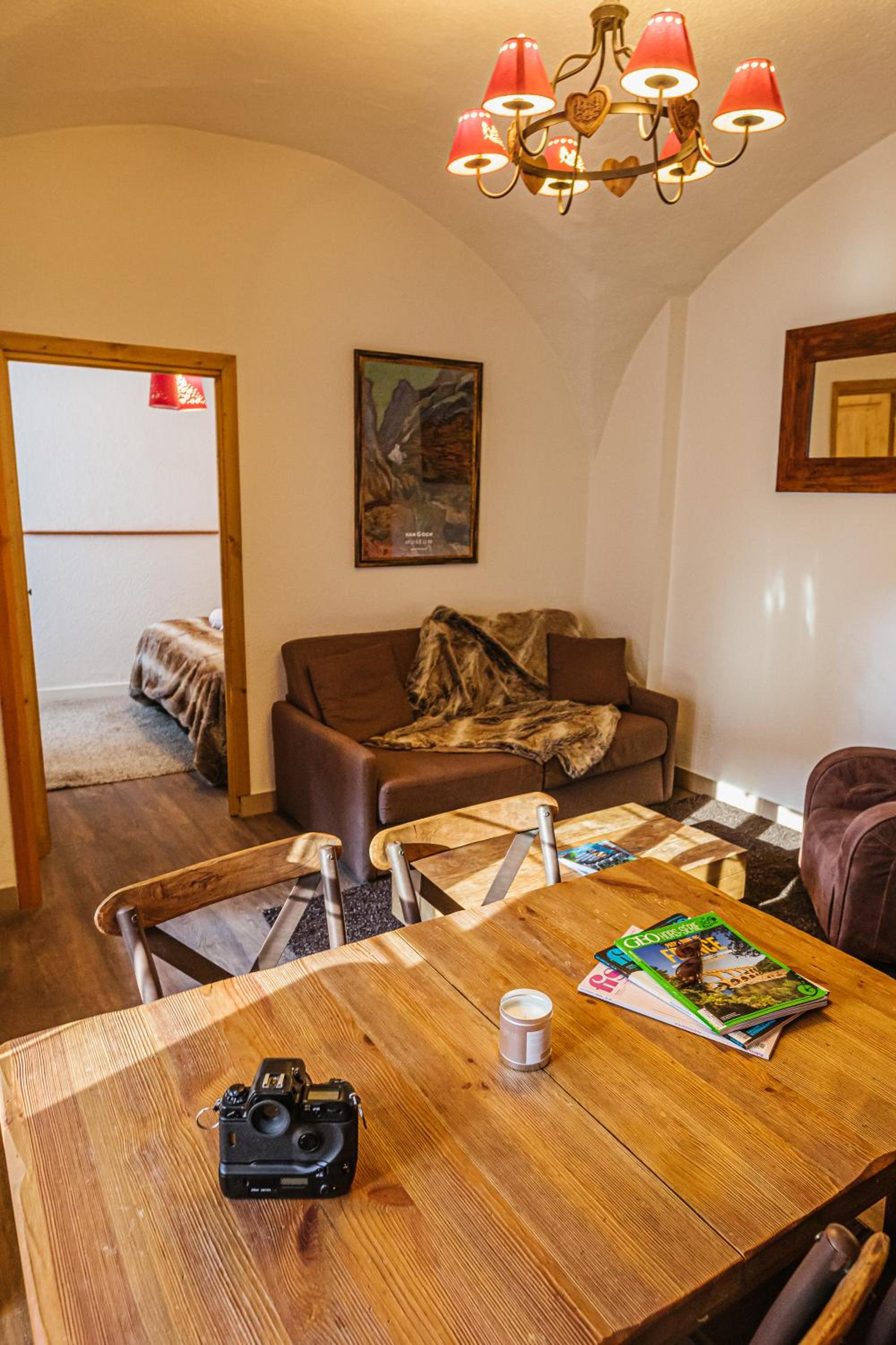 Apartment - Ground Floor photo 2