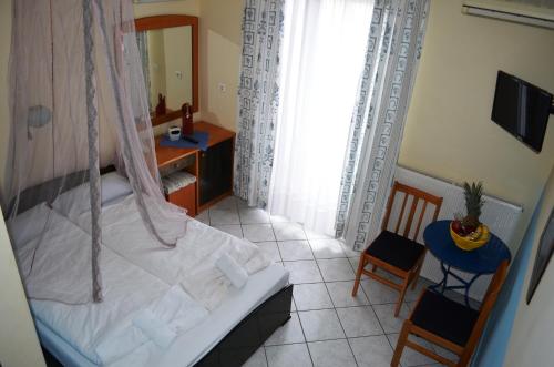 Double or Twin Room photo 2