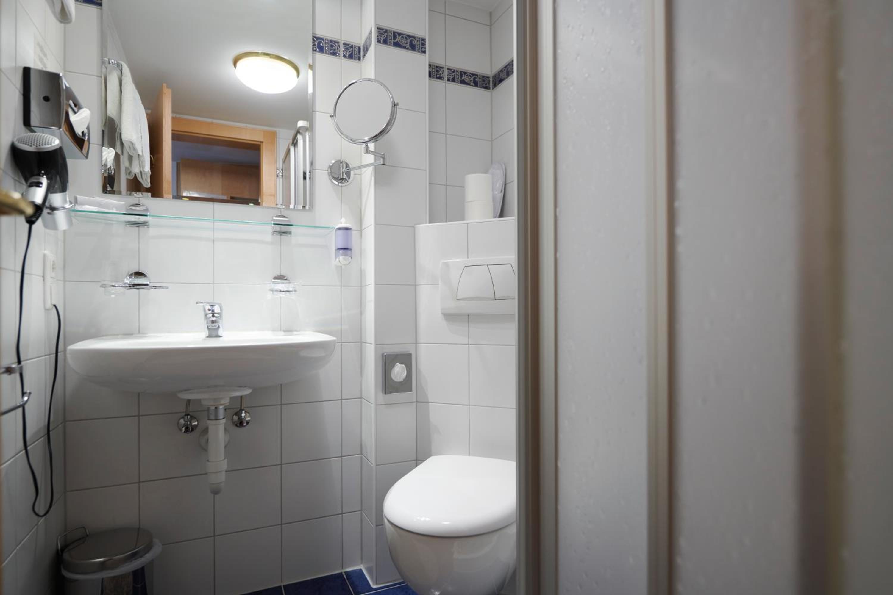 Single Room photo 3