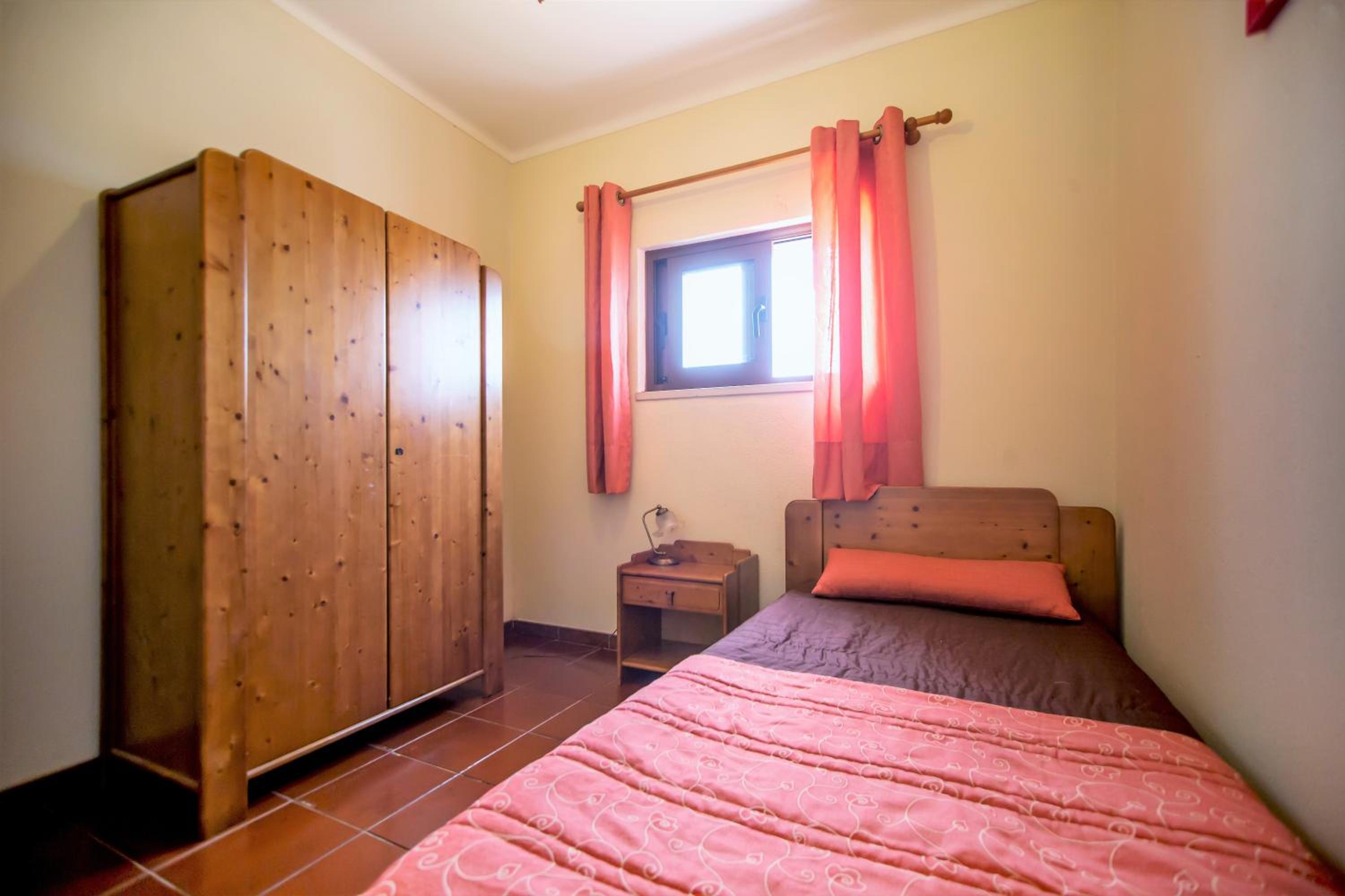 Three-Bedroom Apartment (5 Adults + 2 Children)