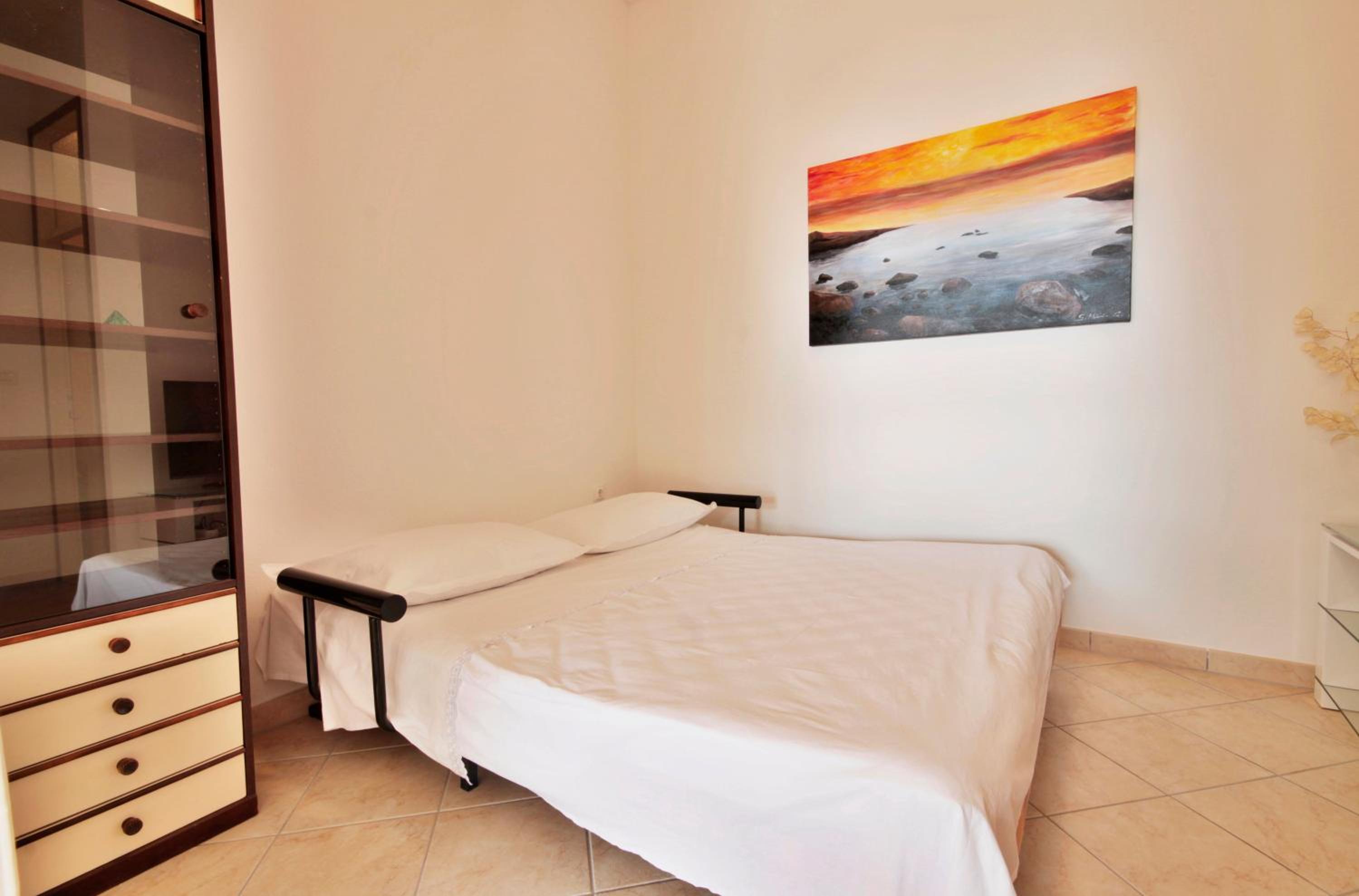 One-Bedroom Apartment with Terrace and Sea View