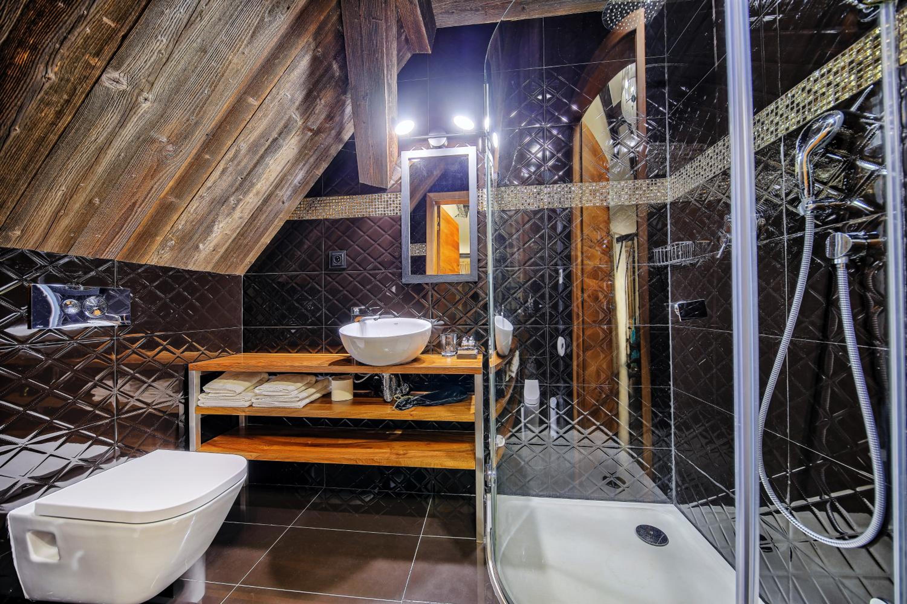 Deluxe Double Room (2) - Photo 3