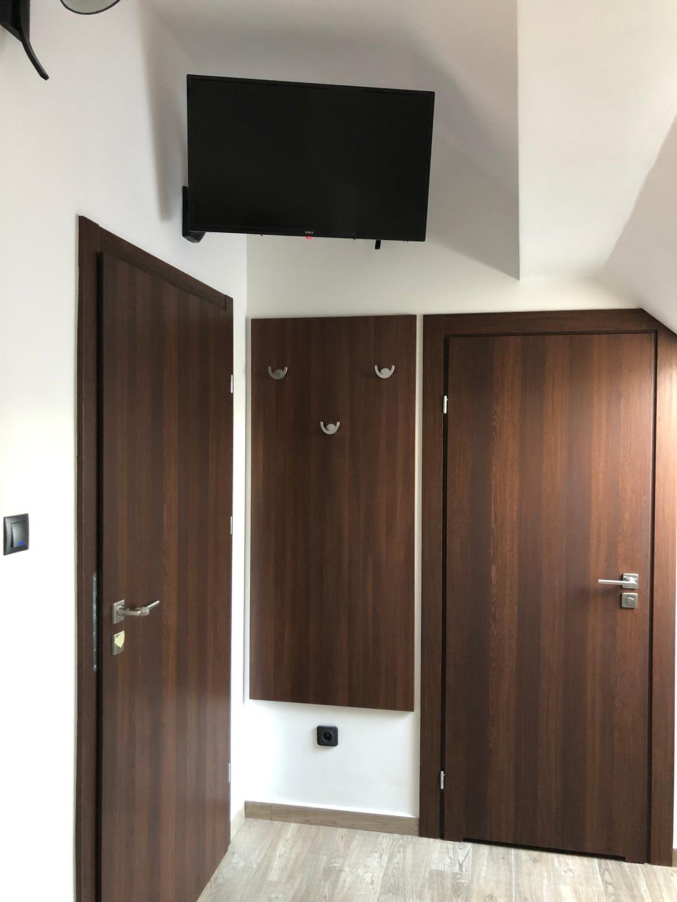 Twin Room with Private Bathroom