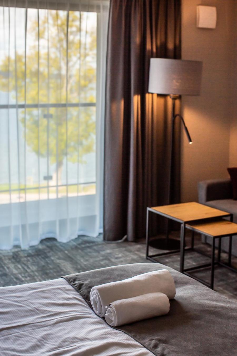 Superior Double or Twin Room with Lake View