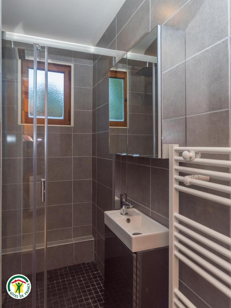 Two-Bedroom House - Photo 4