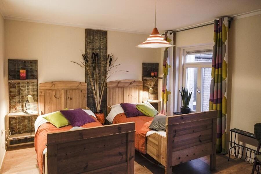 Twin Room with Private Bathroom photo 1