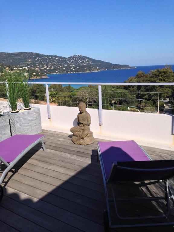 Two Bedroom Apartment with Terrace (6 Adults) N°2