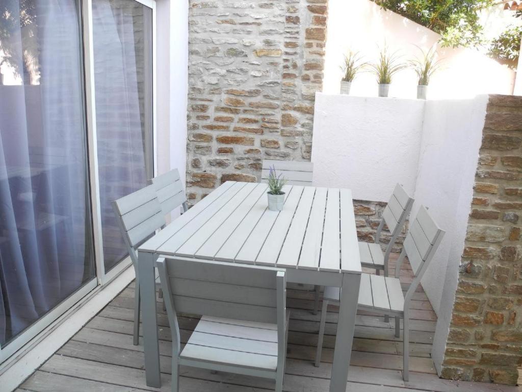 Three-Bedroom Apartment with Terrace (8 Adults) N°6
