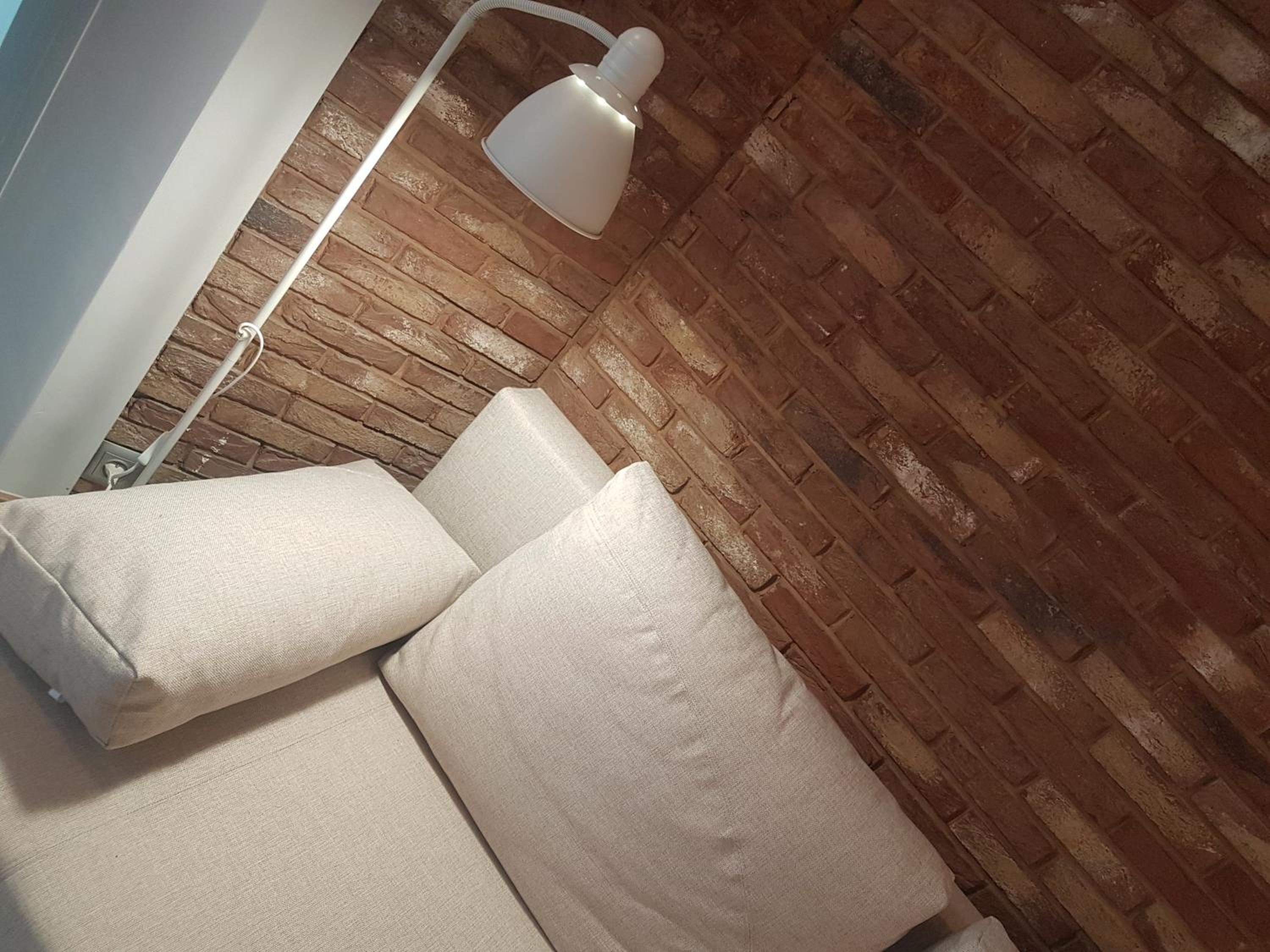 Studio Apartment - Photo 11