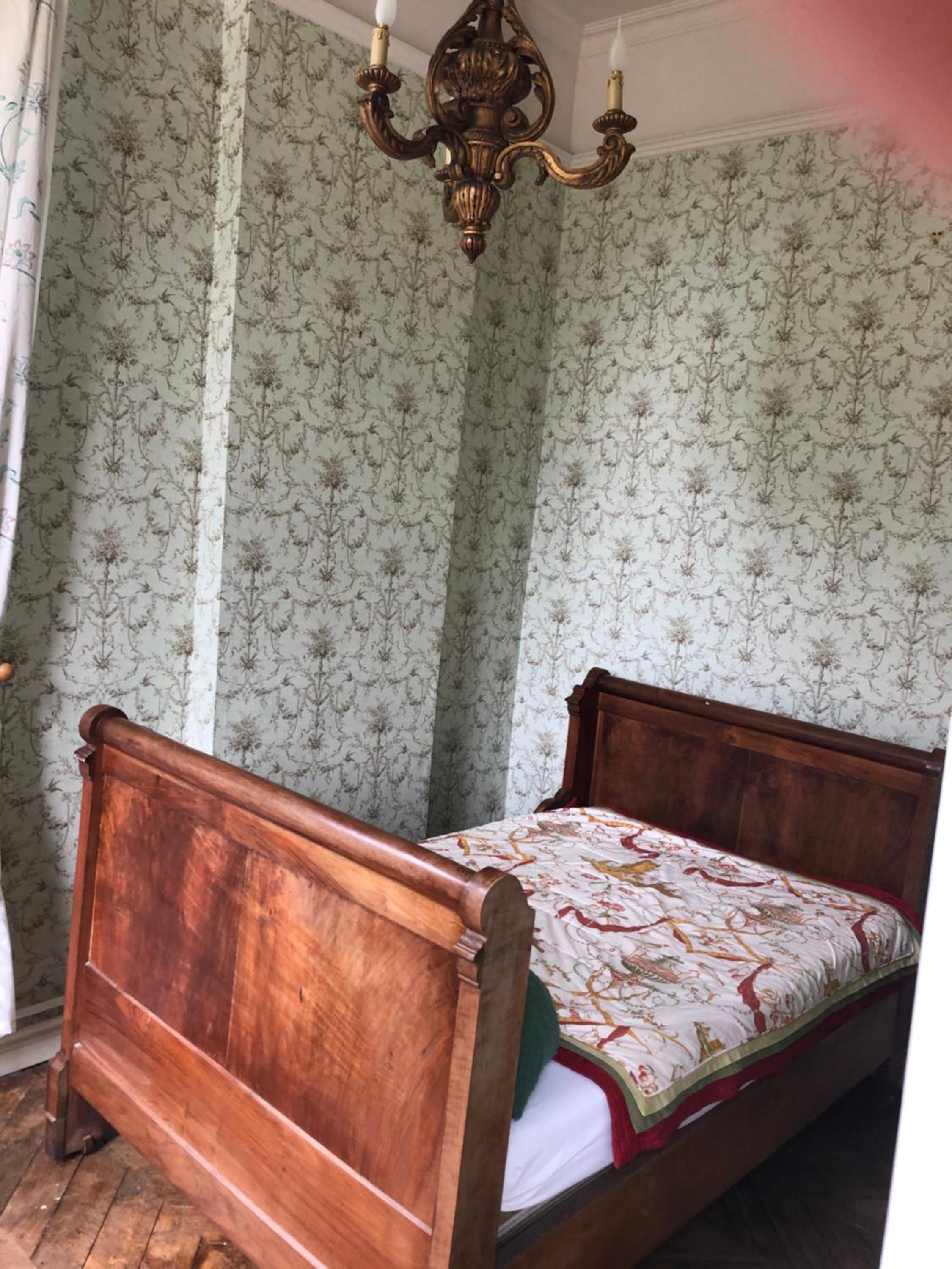 Family Room - Photo 2
