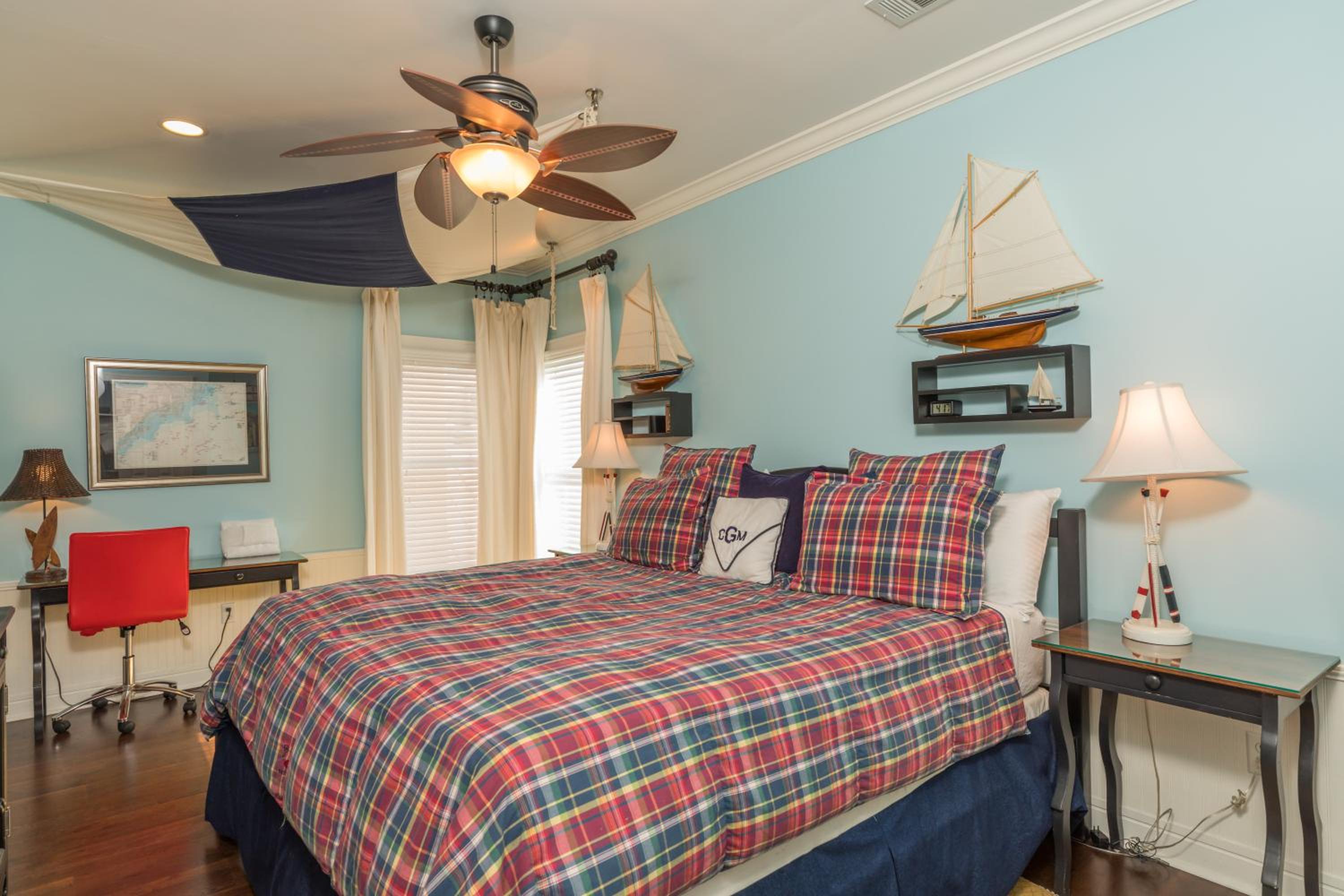 Four-Bedroom Deluxe Home with Resort View