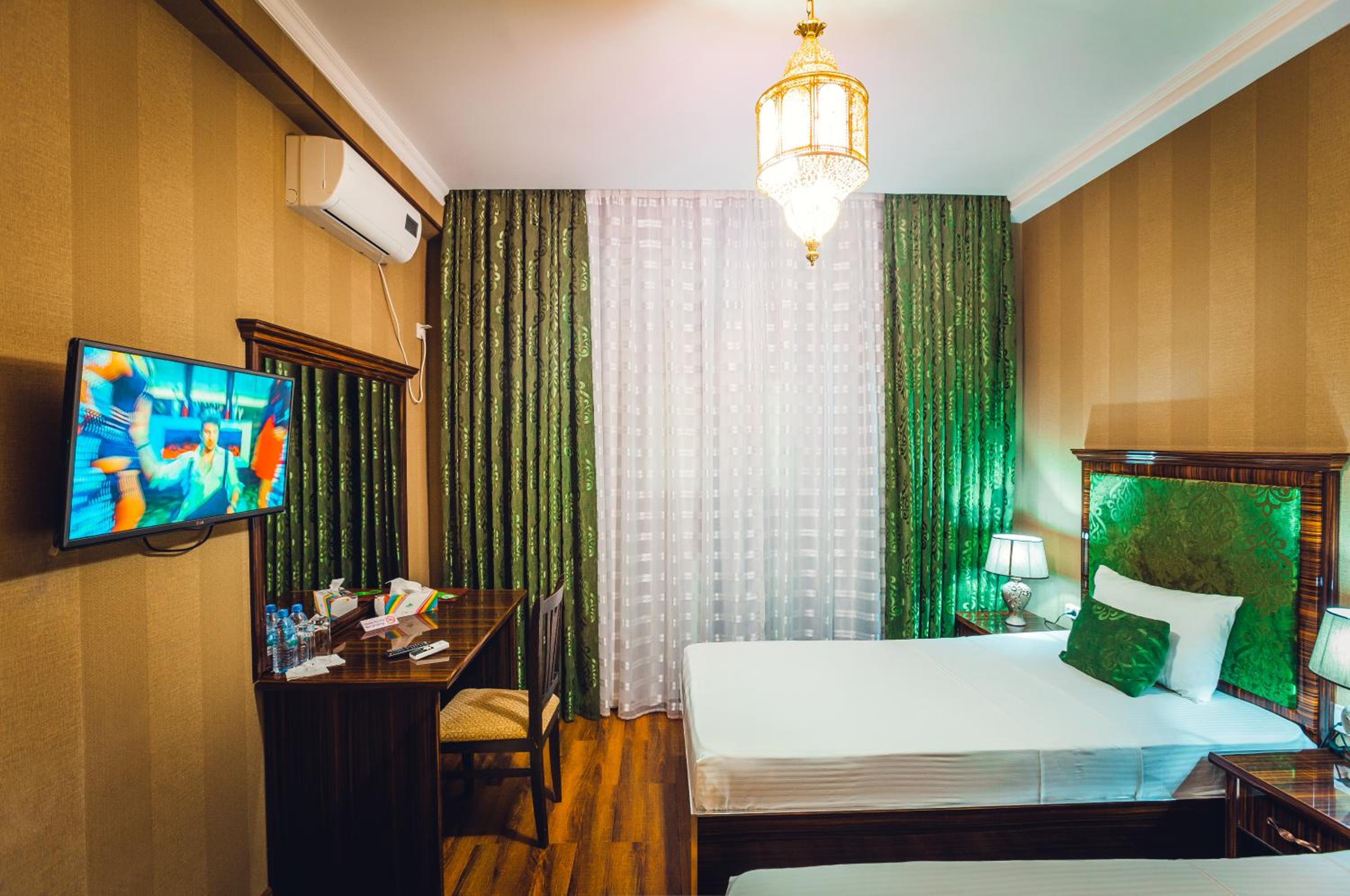 Double or Twin Room photo 2
