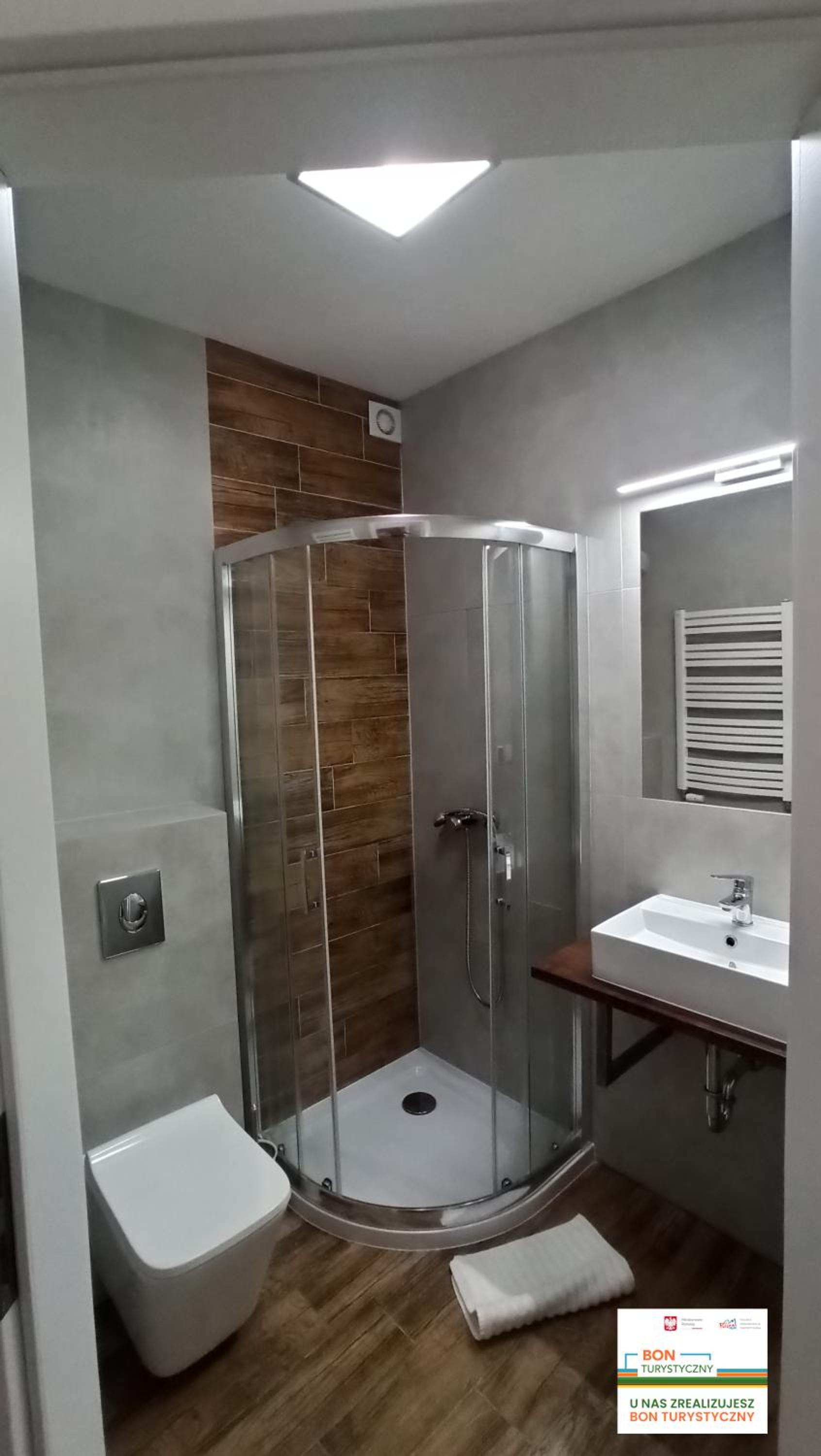 Deluxe Double or Twin Room with Mountain View - Photo 5