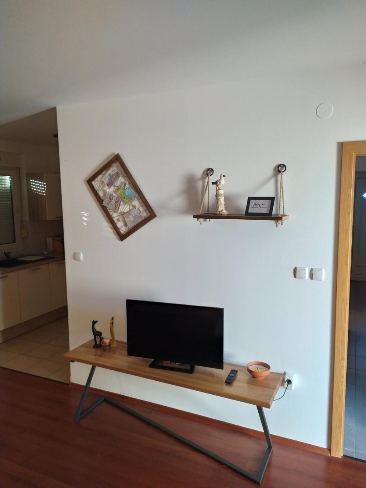 Apartment with Balcony photo 1