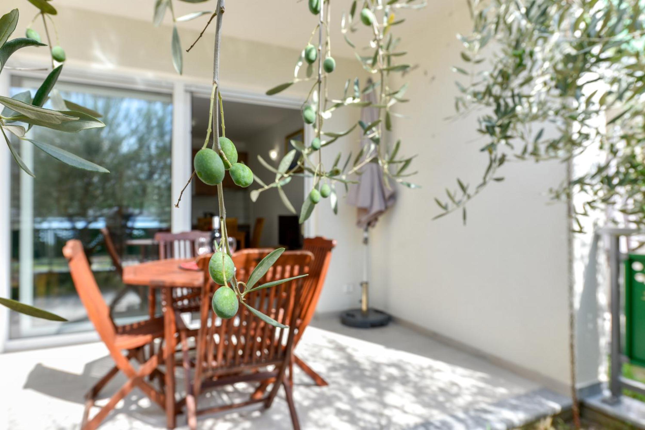 Apartment with Sea View photo 1