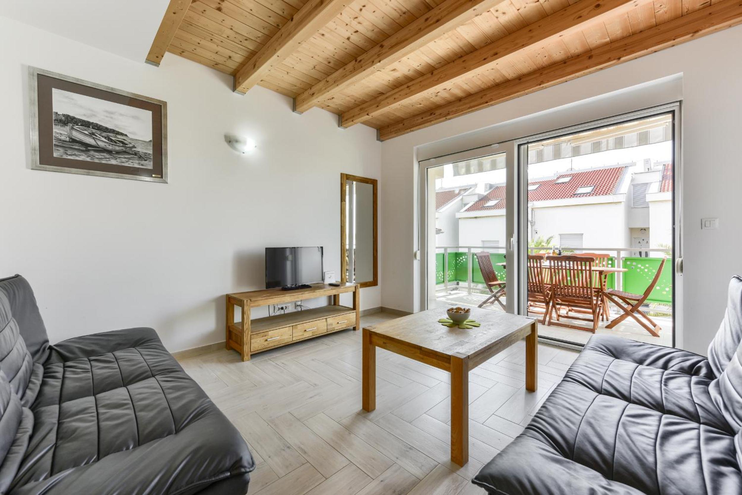 Apartment with Garden View photo 2