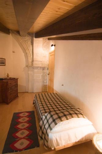 One-Bedroom Apartment - Split Level