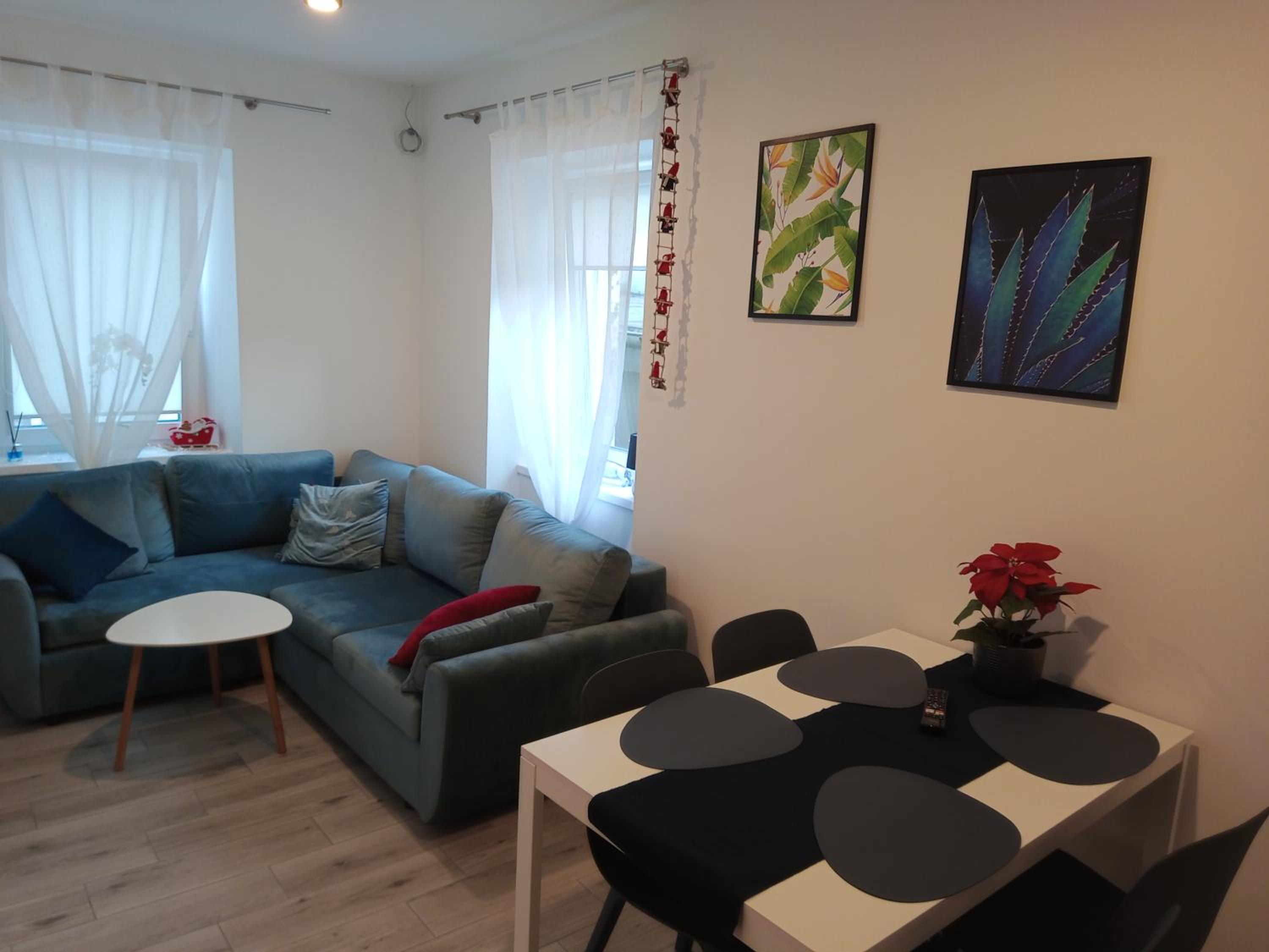 Two-Bedroom Apartment - Photo 11
