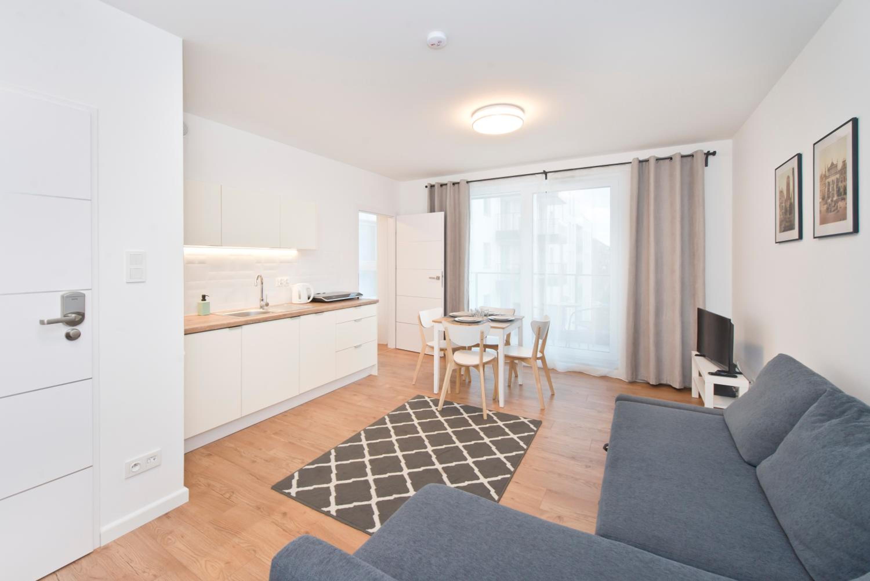 One-Bedroom Apartment - Photo 9
