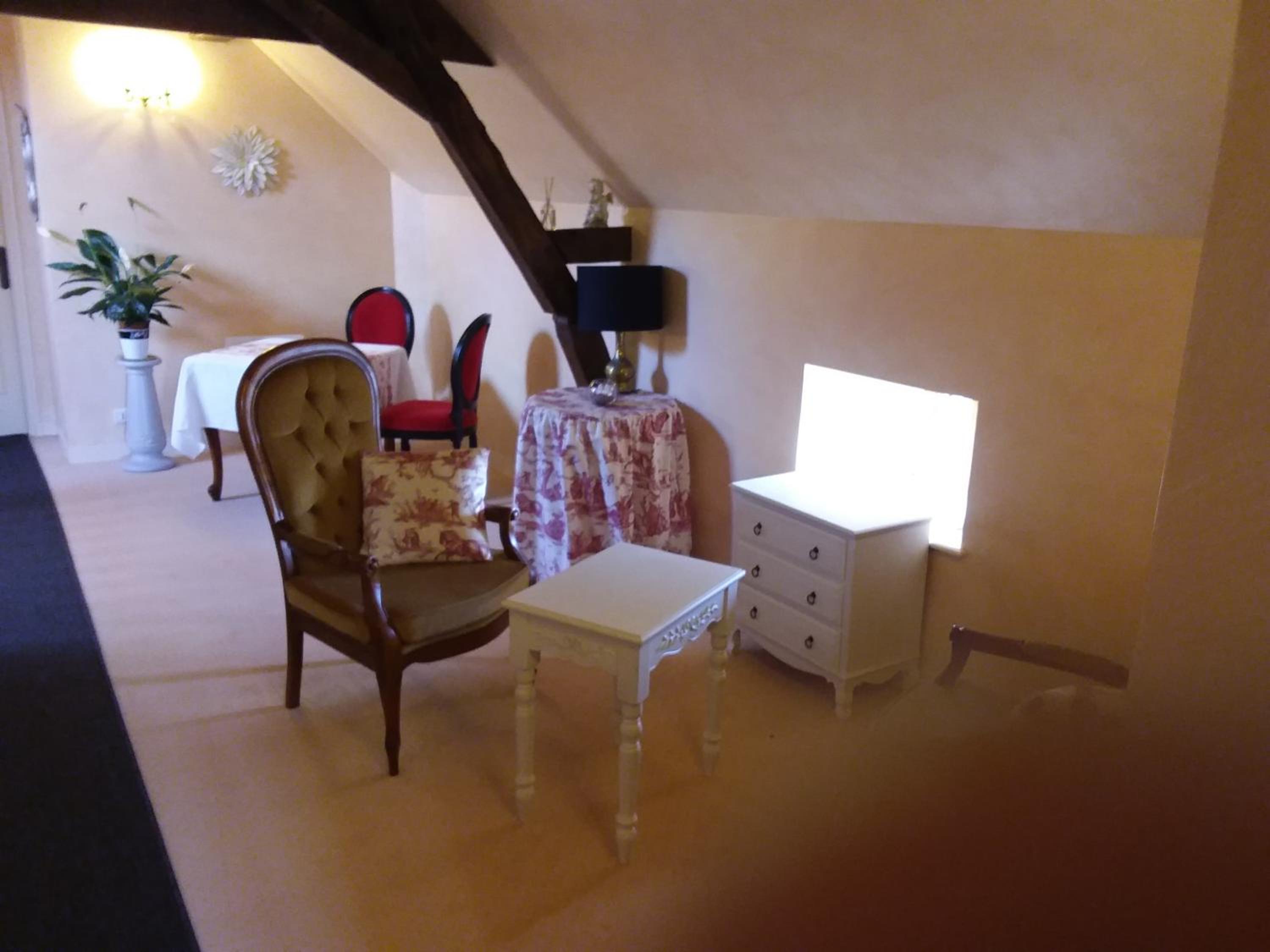 Double Room with Private Bathroom photo 1