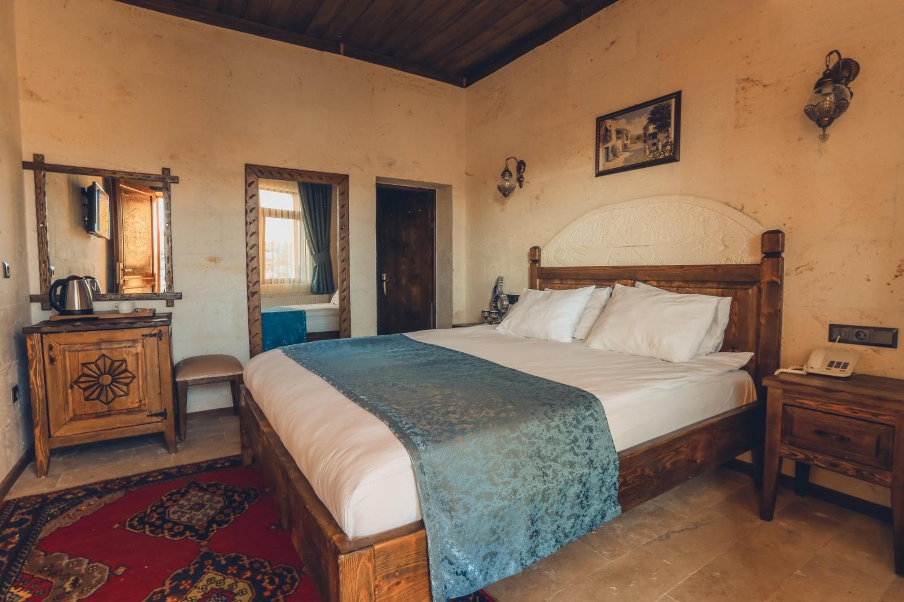 Deluxe Triple Room photo 3