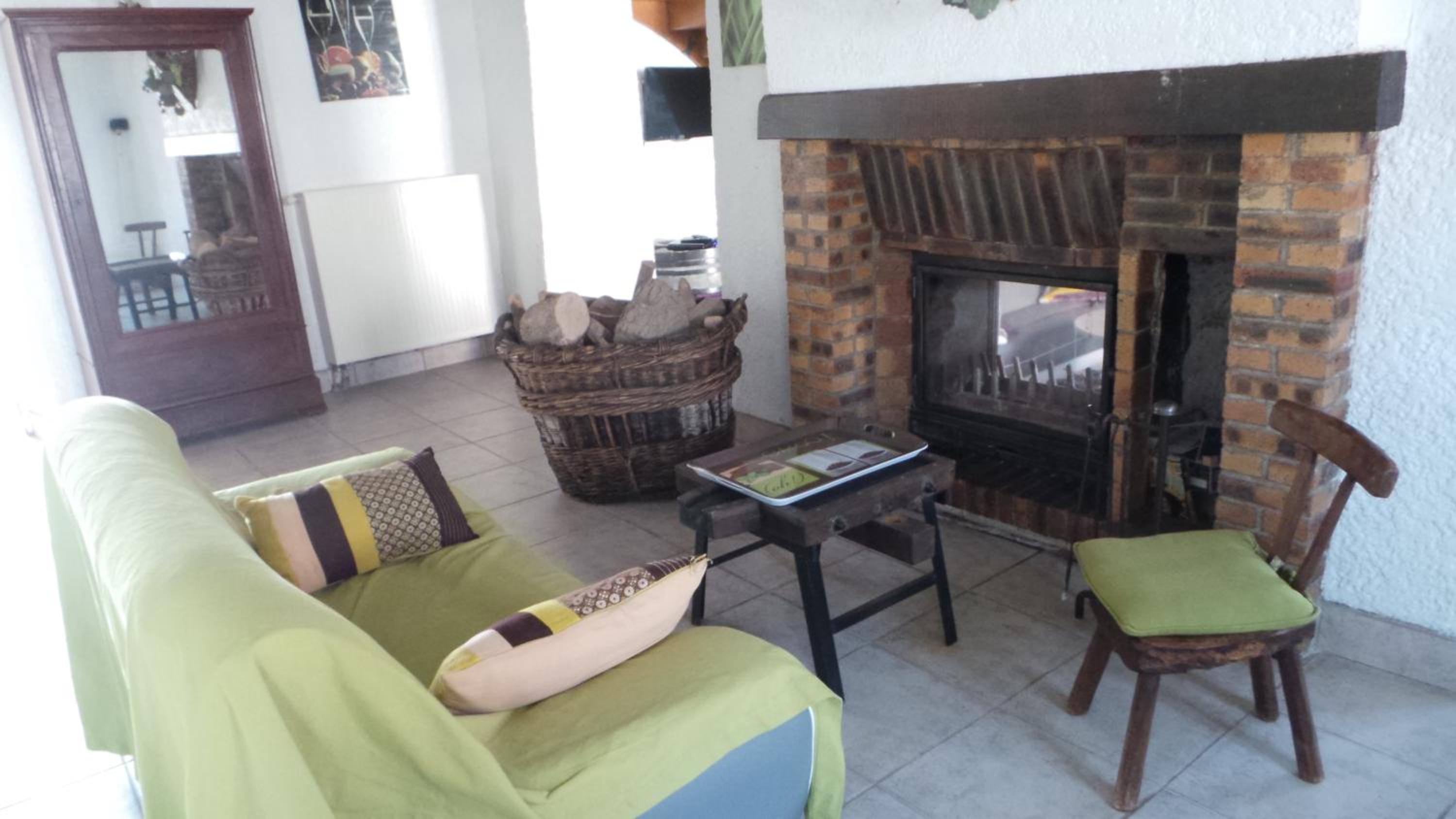 Cottage (10 Adults) photo 2