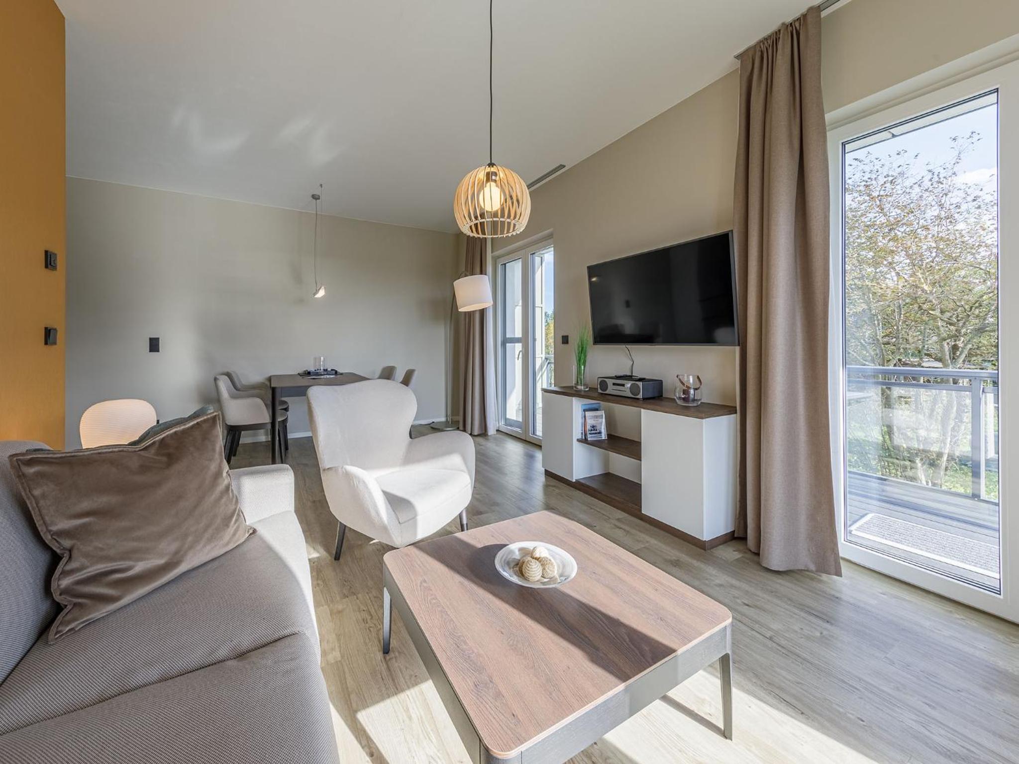 Boddenstuv mit großem Eckbalkon