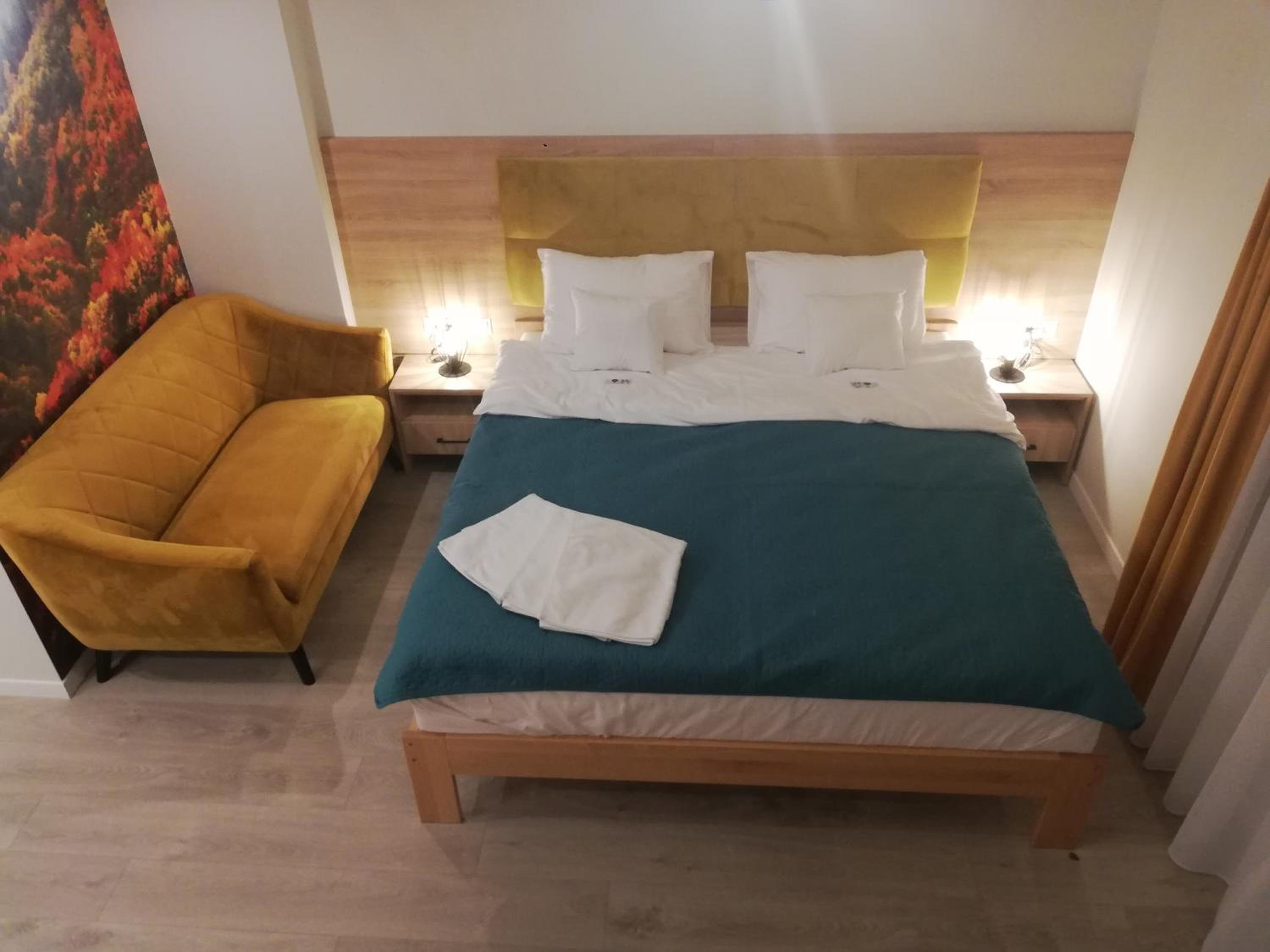 Double Room with Balcony photo 3