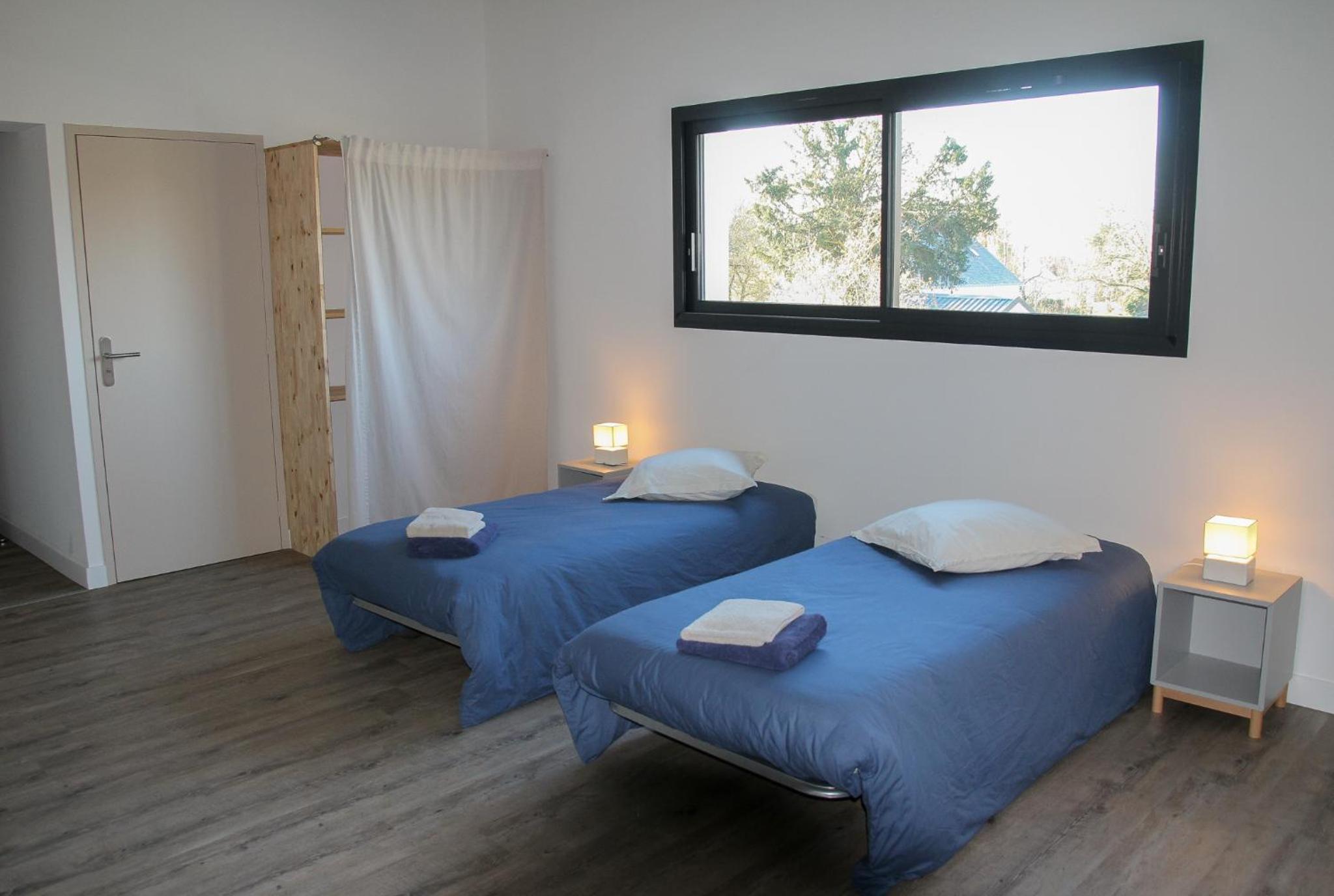 Quadruple Room with Garden View - Photo 4