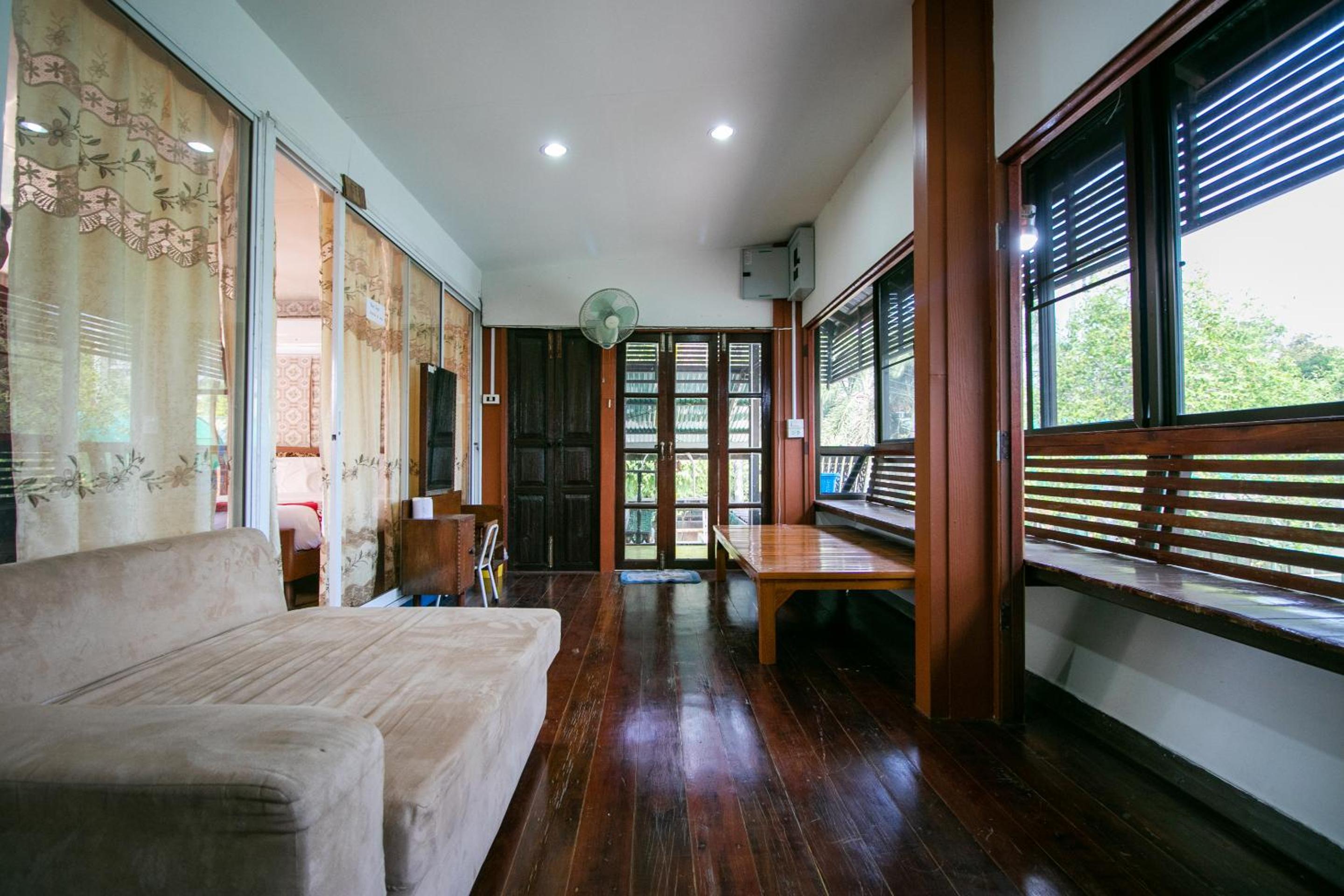One-Bedroom Suite photo 3