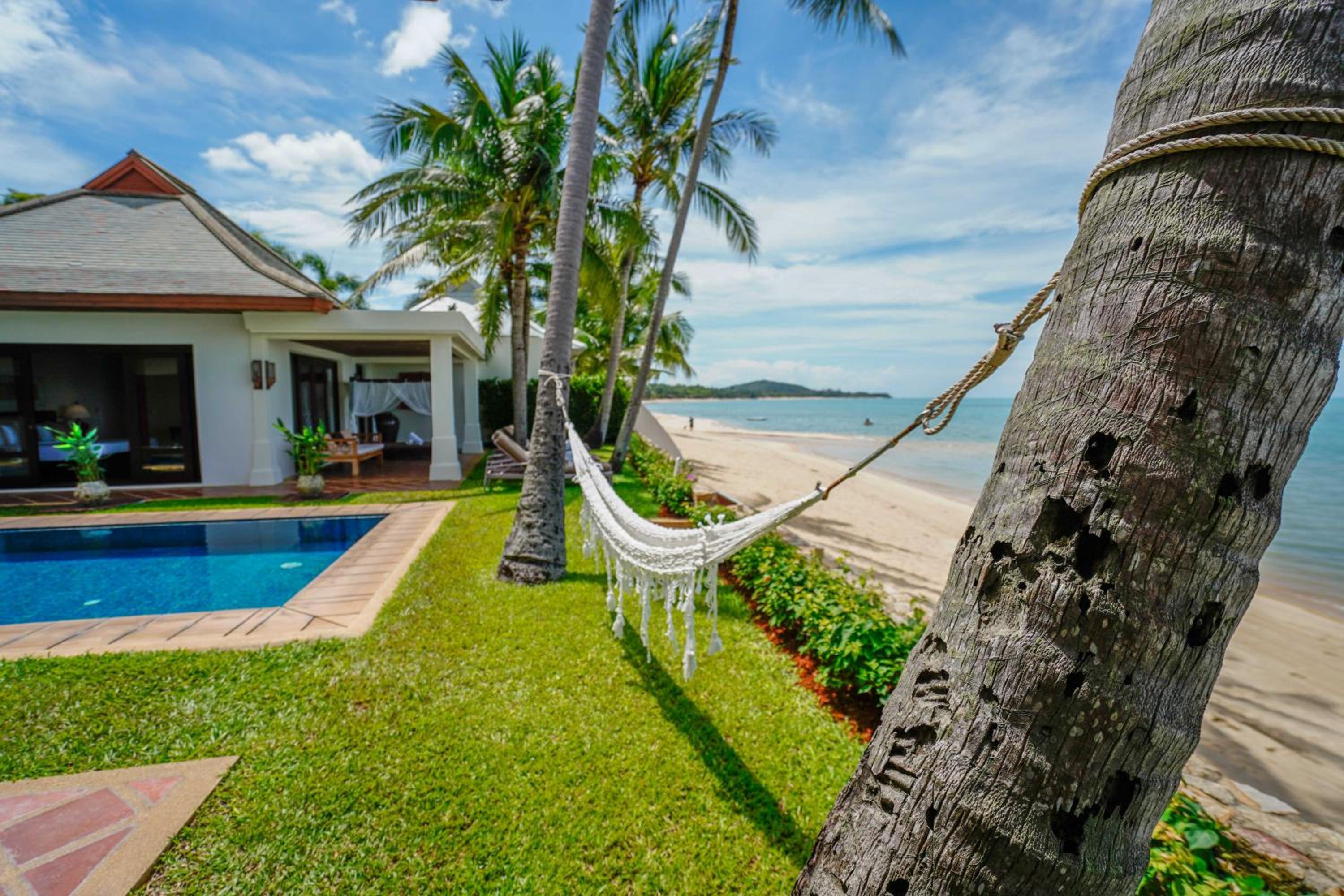 Villa Frangipani - Beachfront Villa photo 2