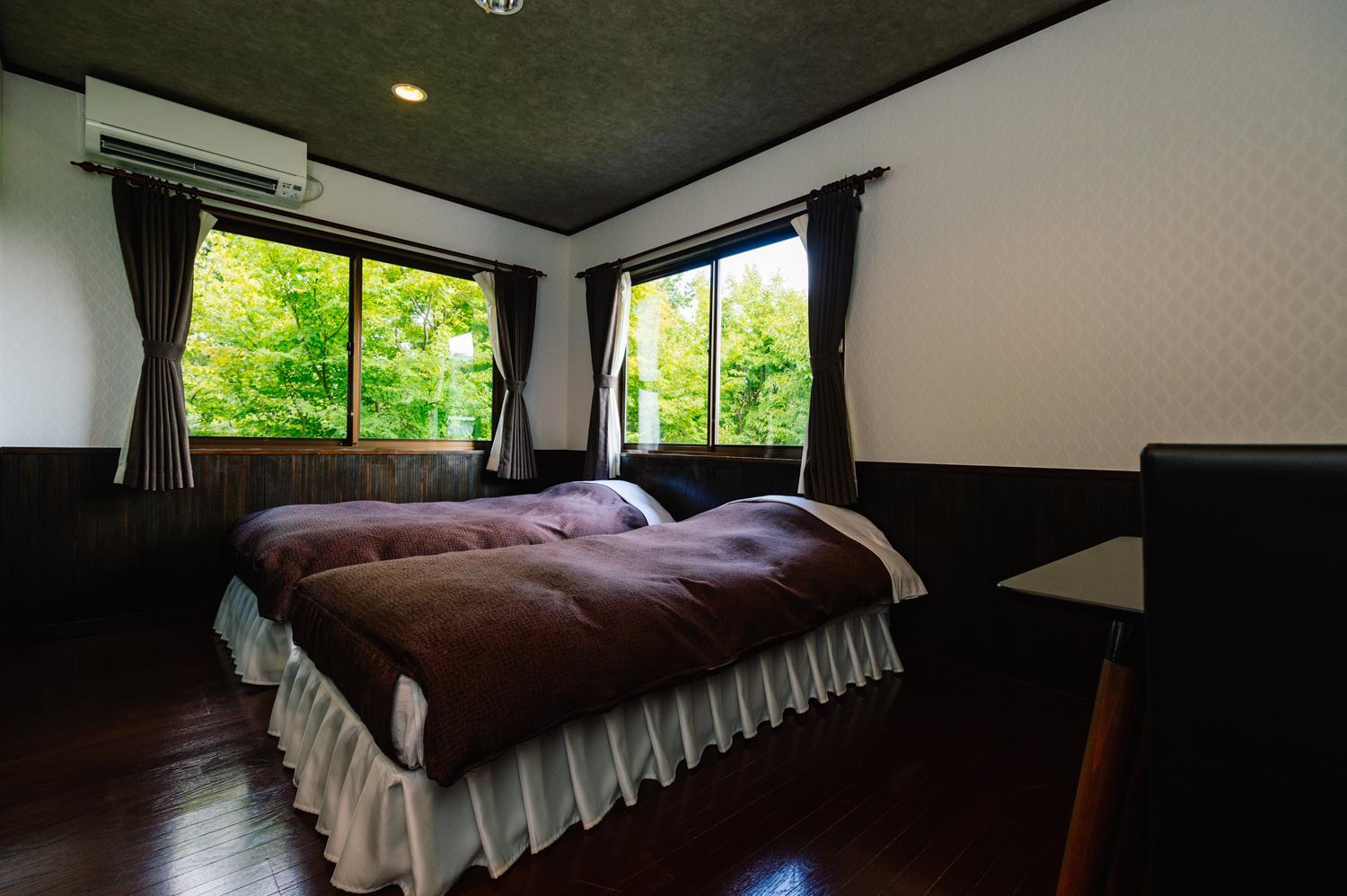 Standard Twin Room - Photo 2