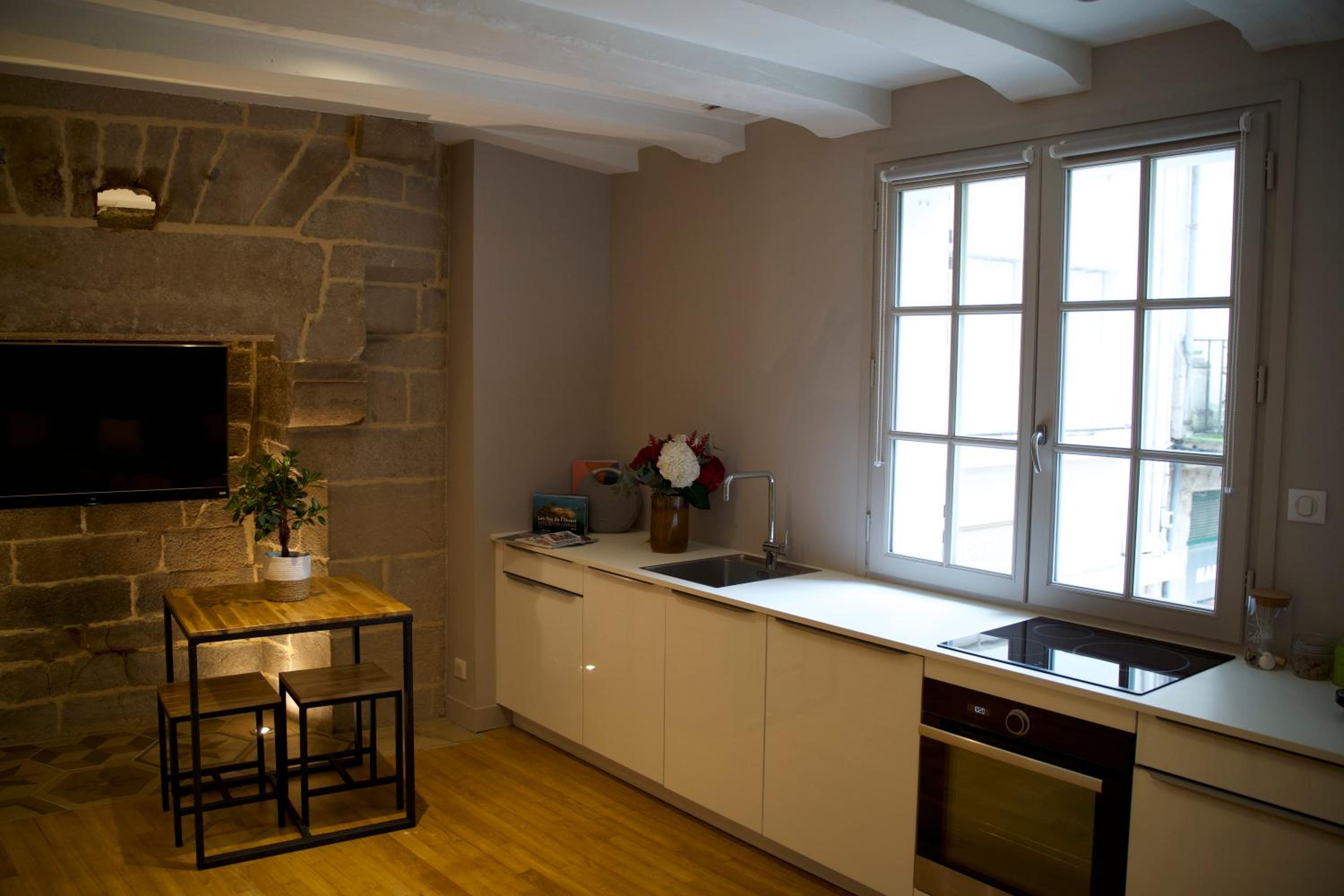 Apartment photo 3