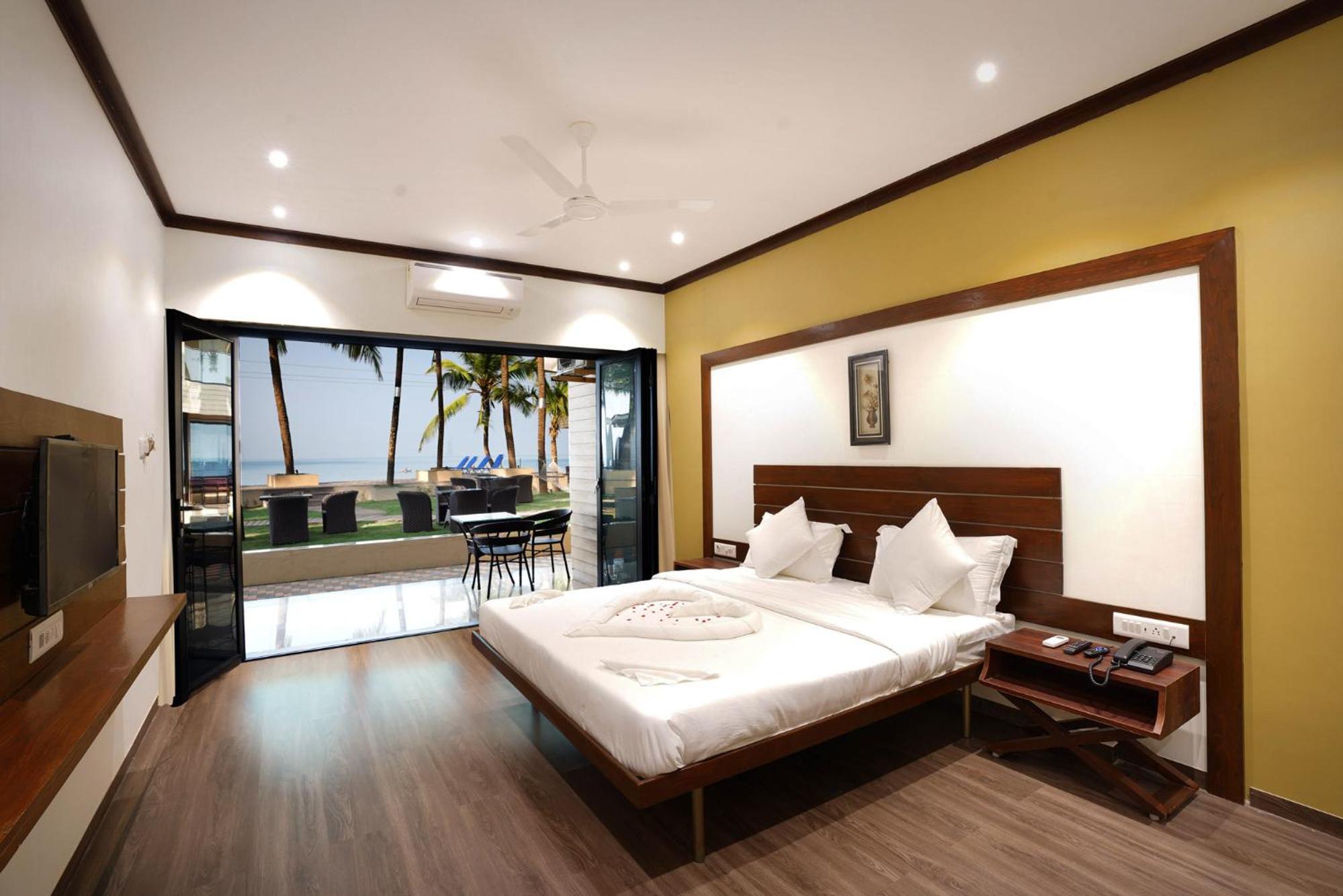 Double Room with Sea View photo 1