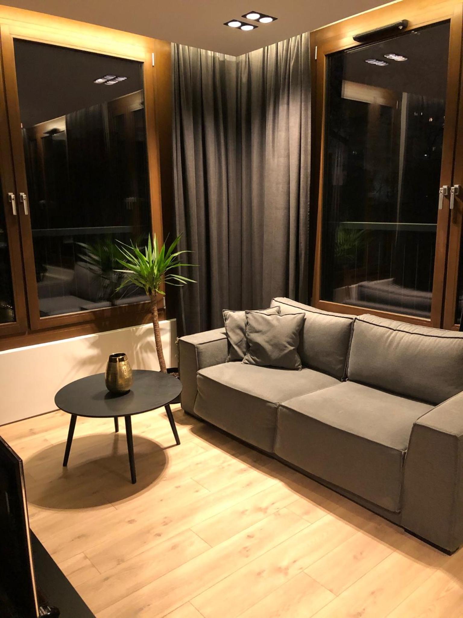 One-Bedroom Apartment - Photo 13