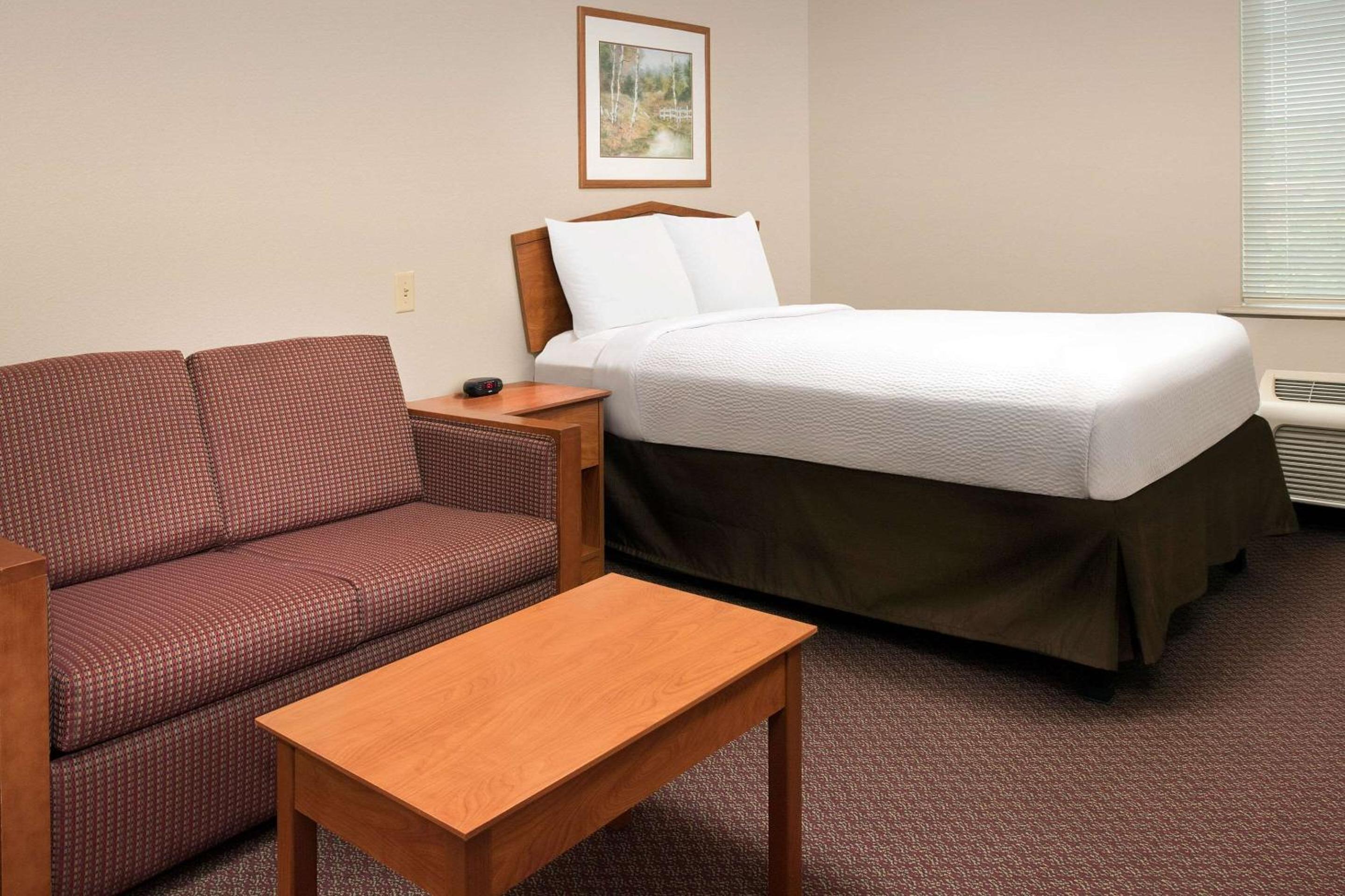 Standard Double Room - Accessible/Non-Smoking