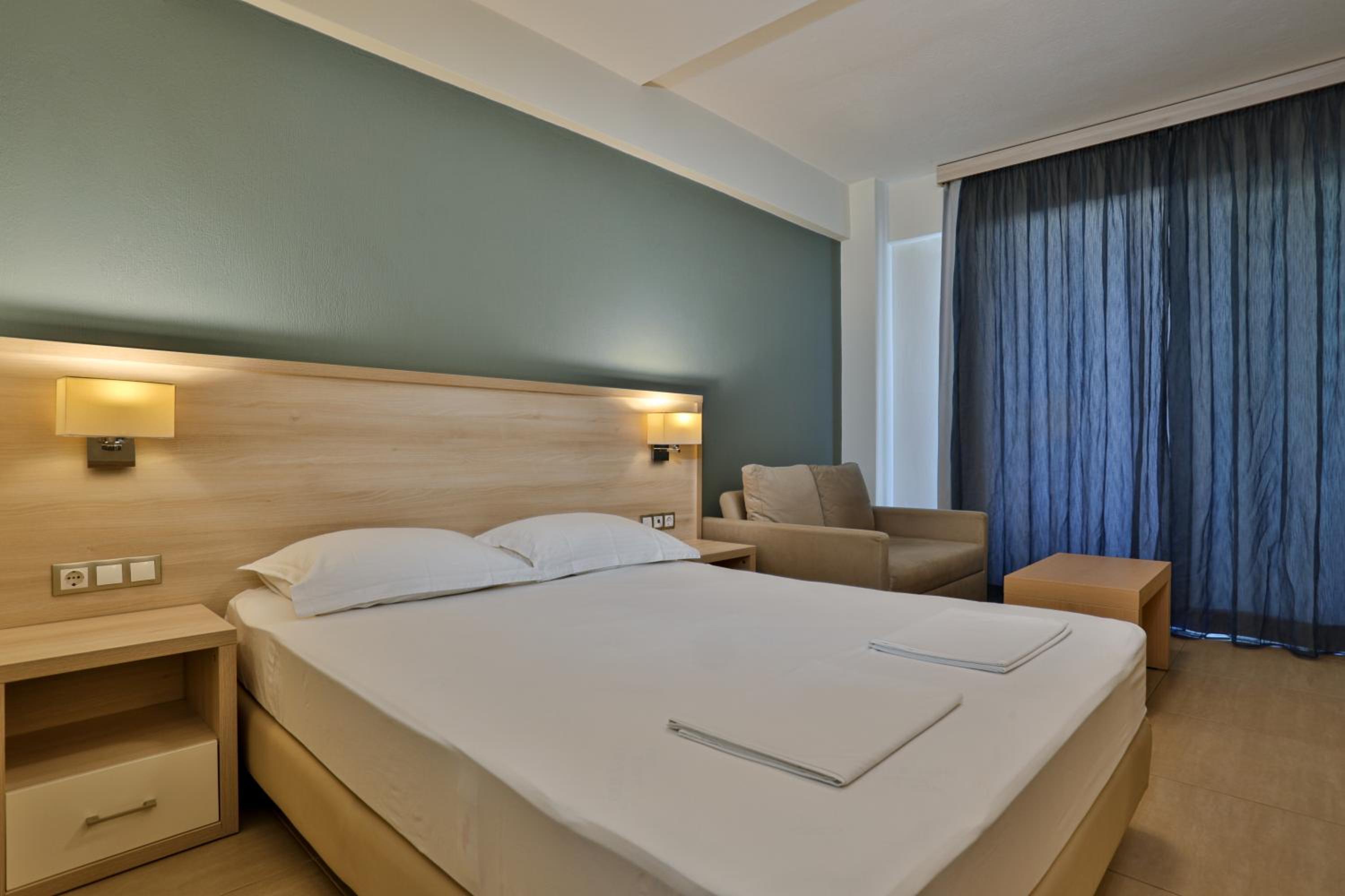 Deluxe Double Studio