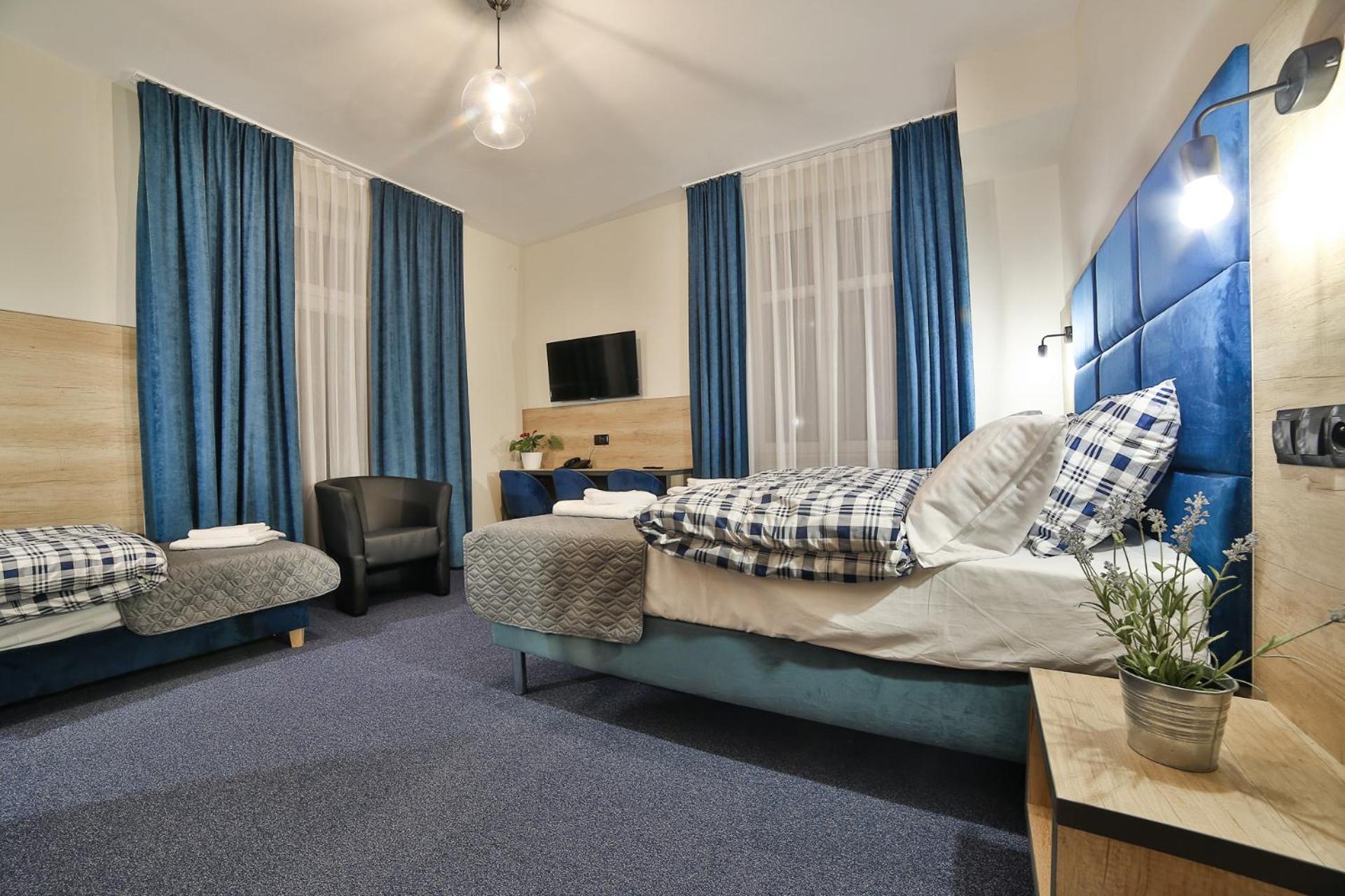 Triple Room with Mountain View