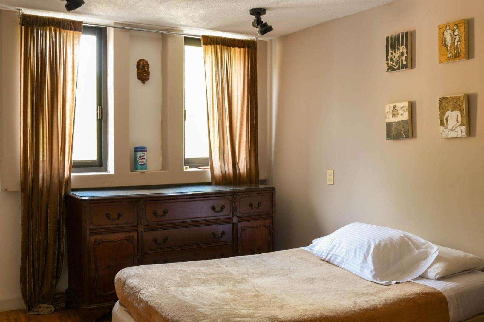 Deluxe Queen Room photo 3