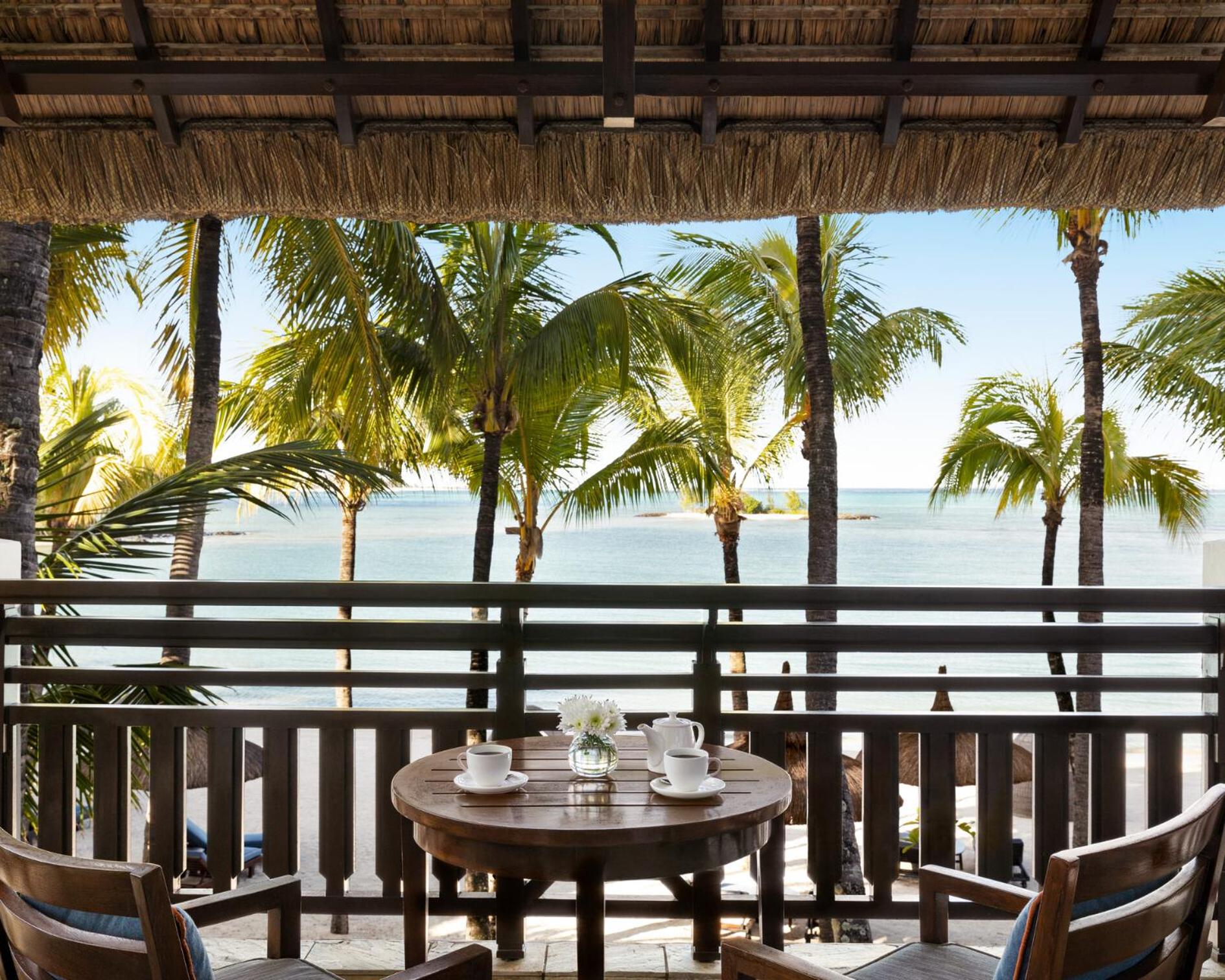 Junior Suite Hibiscus Ocean View Twin