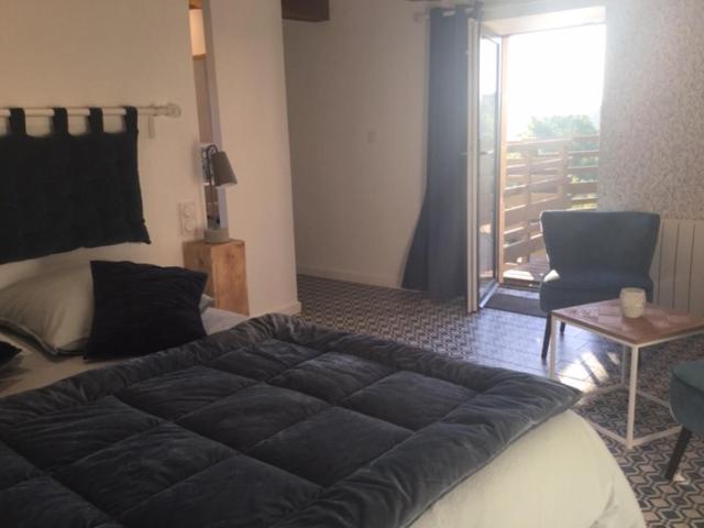 Double Room with Private Bathroom photo 1