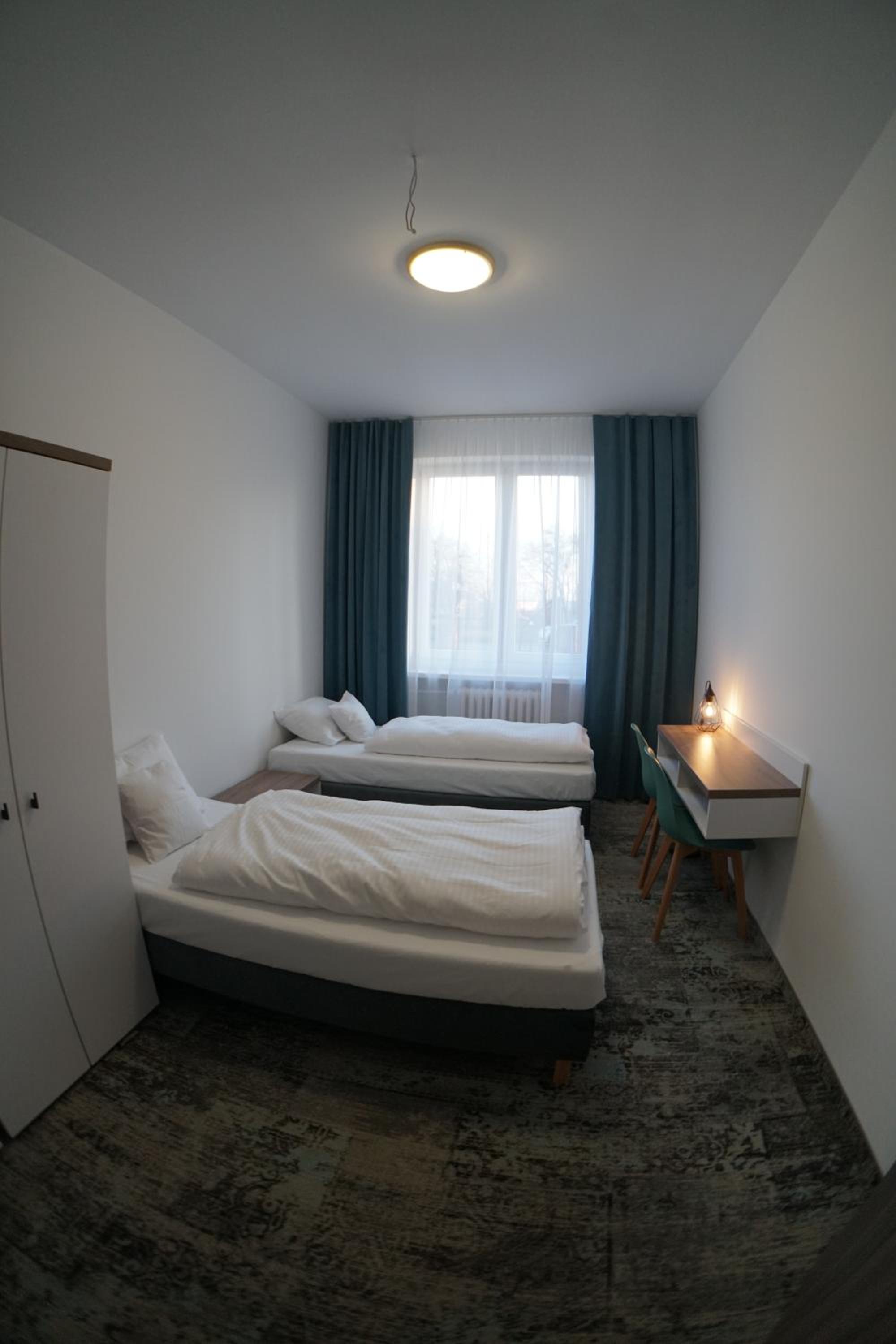 Standard Twin Room with Shared Bathroom photo 3