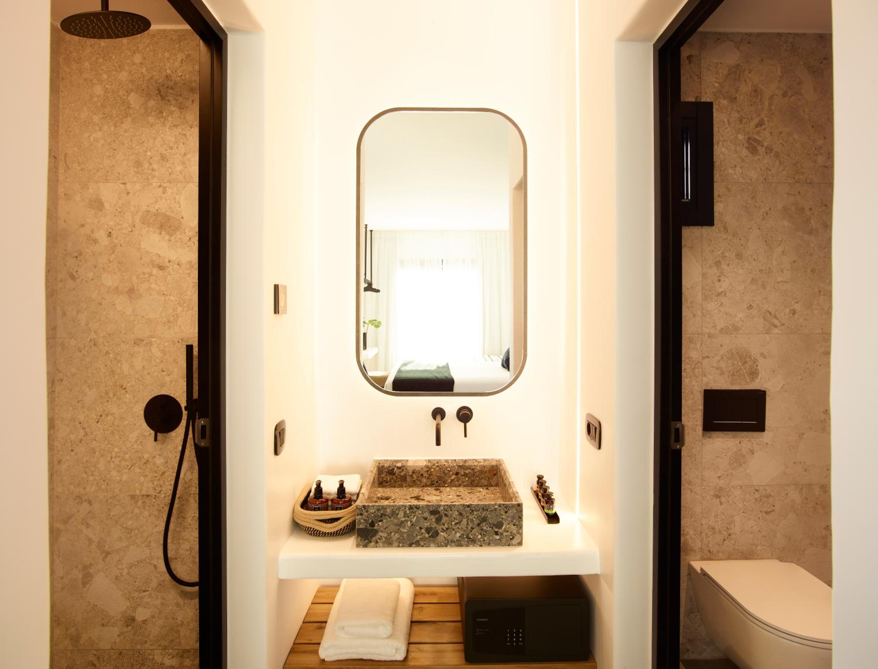 Junior Suite with Sea View photo 3