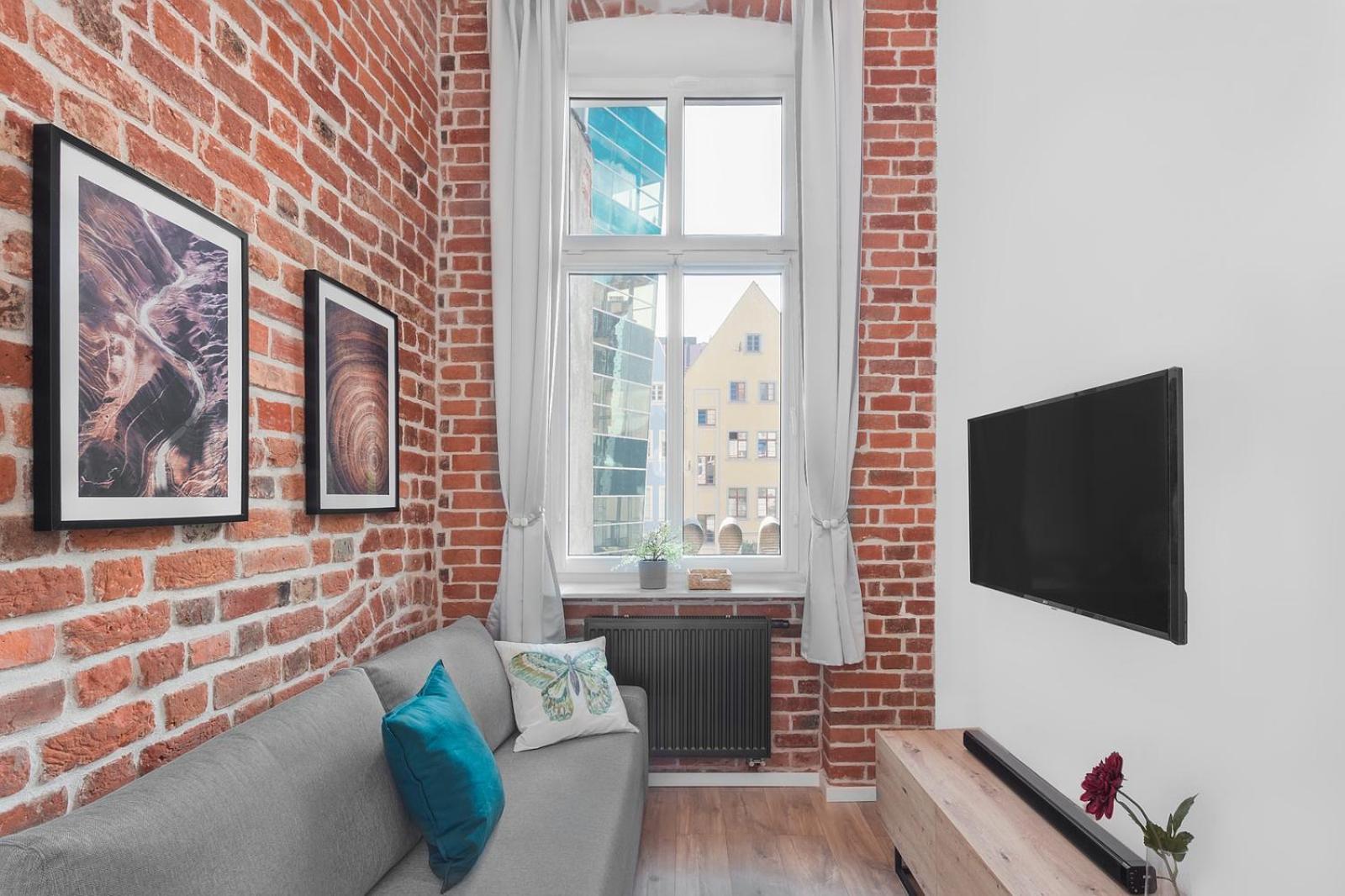 One-Bedroom Apartment - Photo 13