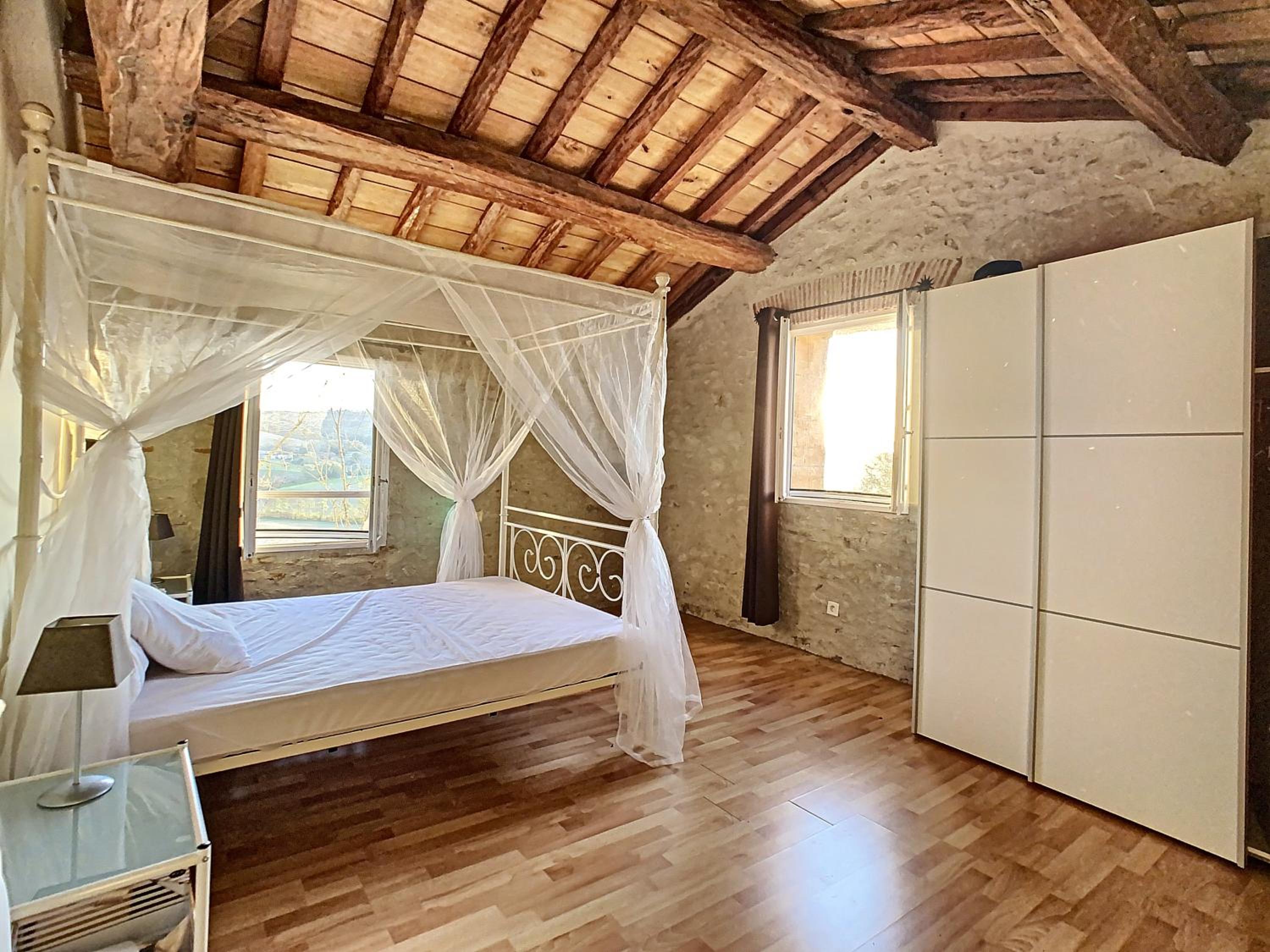 Two-Bedroom House photo 2