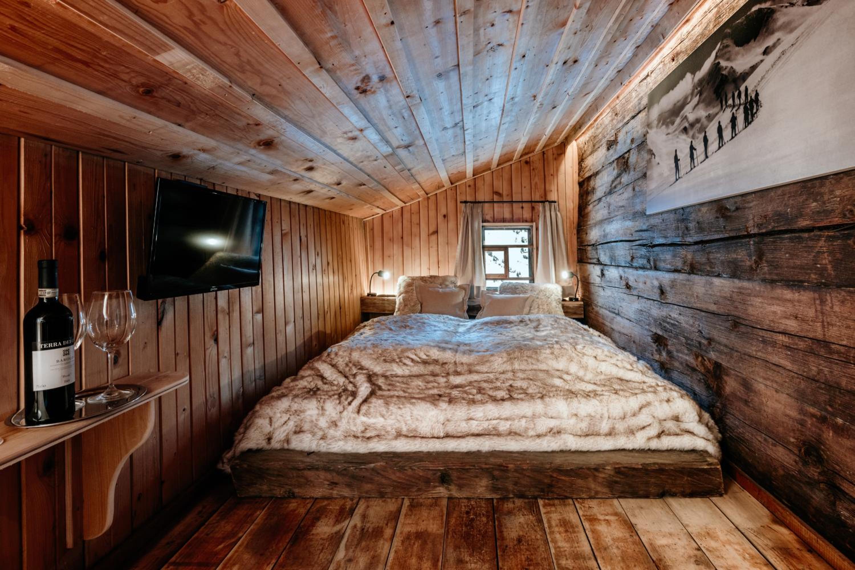 Double Room with Mountain View