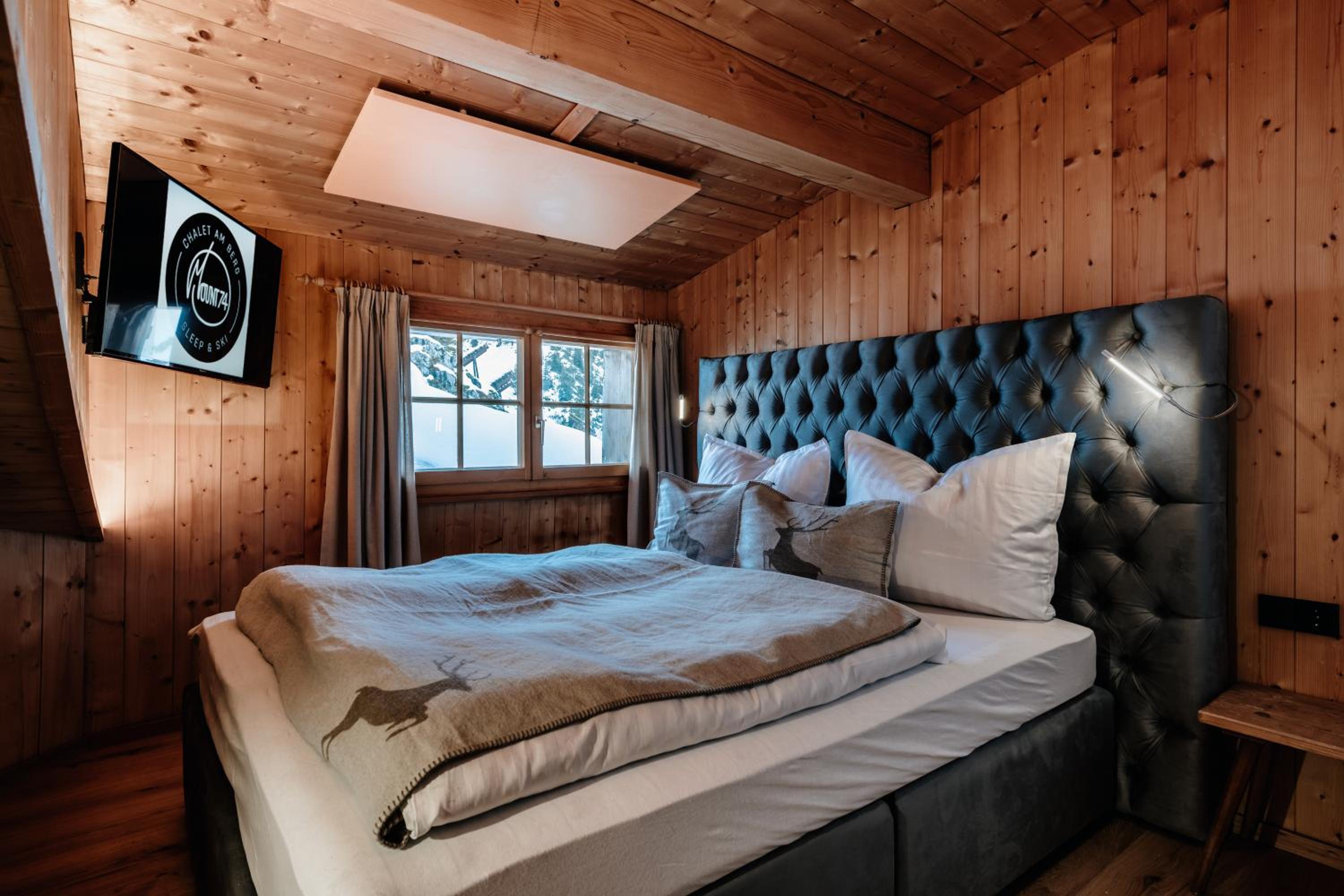 Double Room with Mountain View