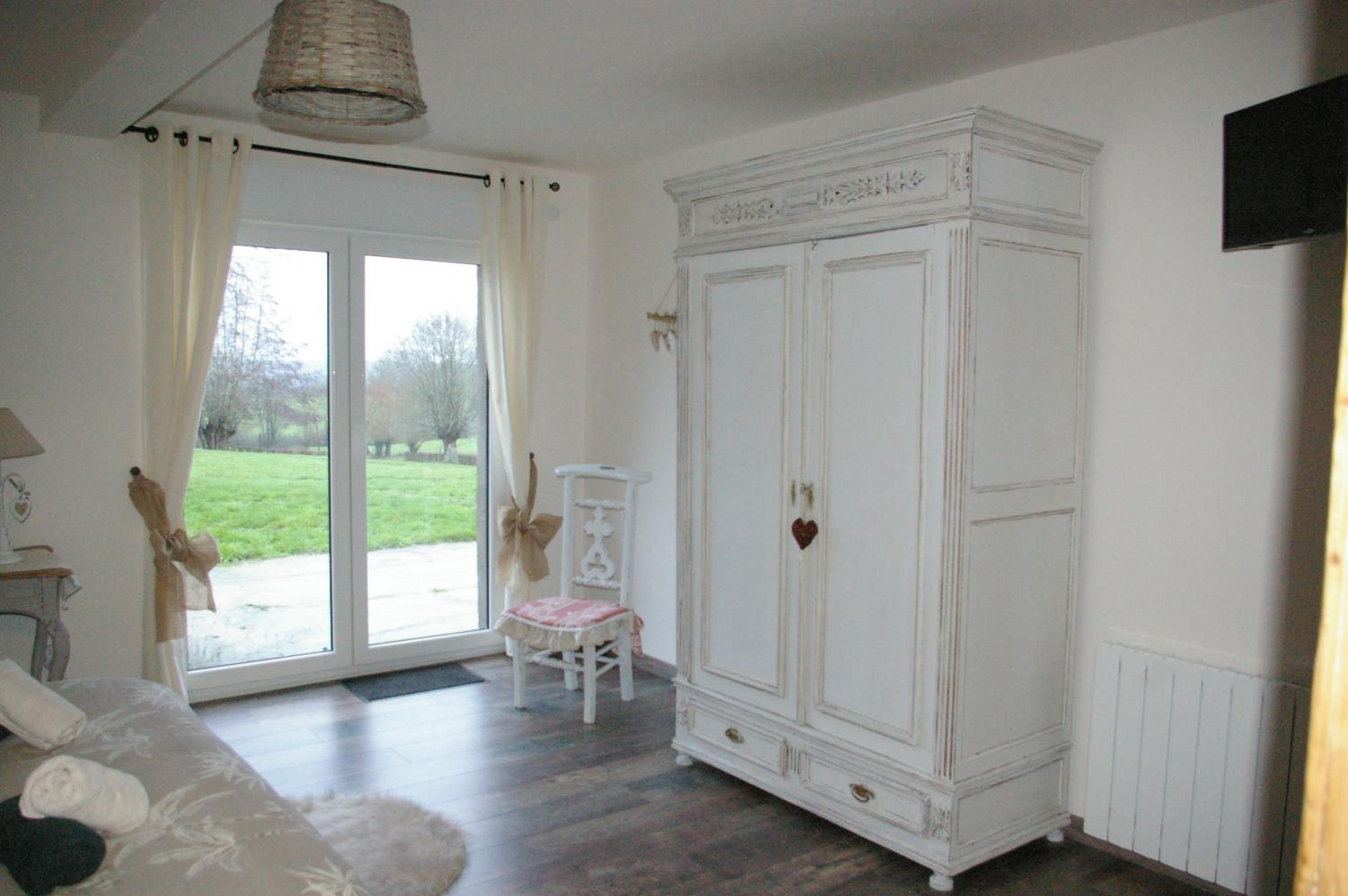 Double Room - Photo 5